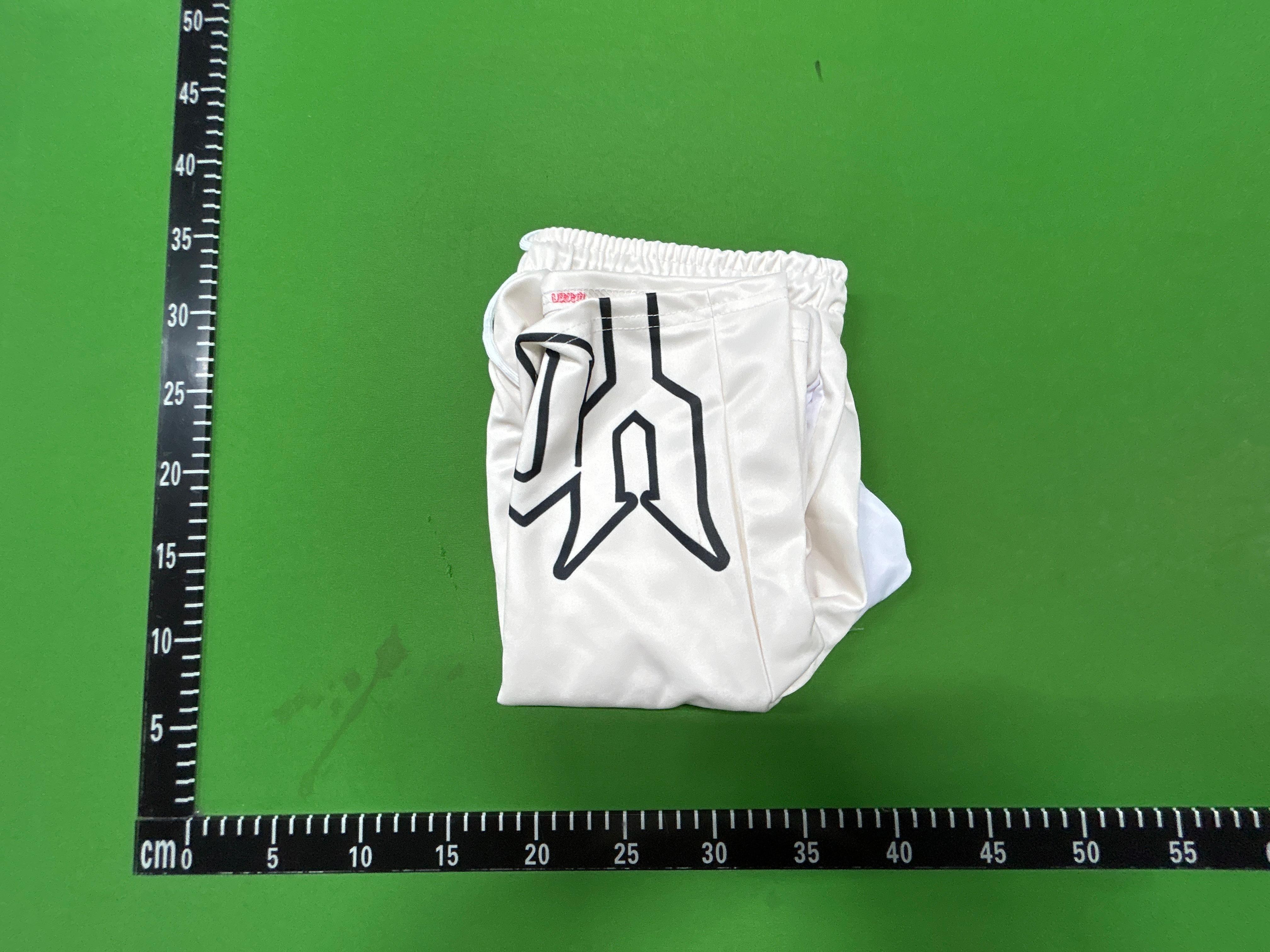 Foto QC 1 de BAPE Color Camo Shark Sweat Shorts Glow In The Dark Blue
