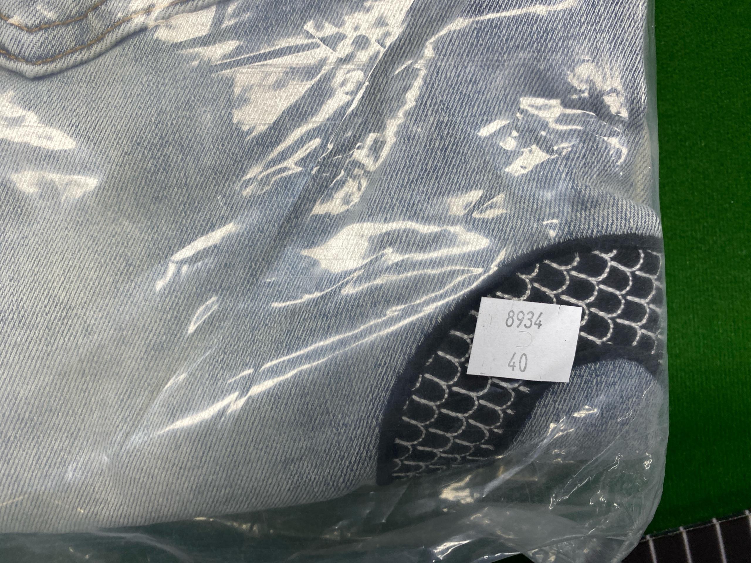 Foto QC 2 de Guapi Jeans Distressed Snake Blue