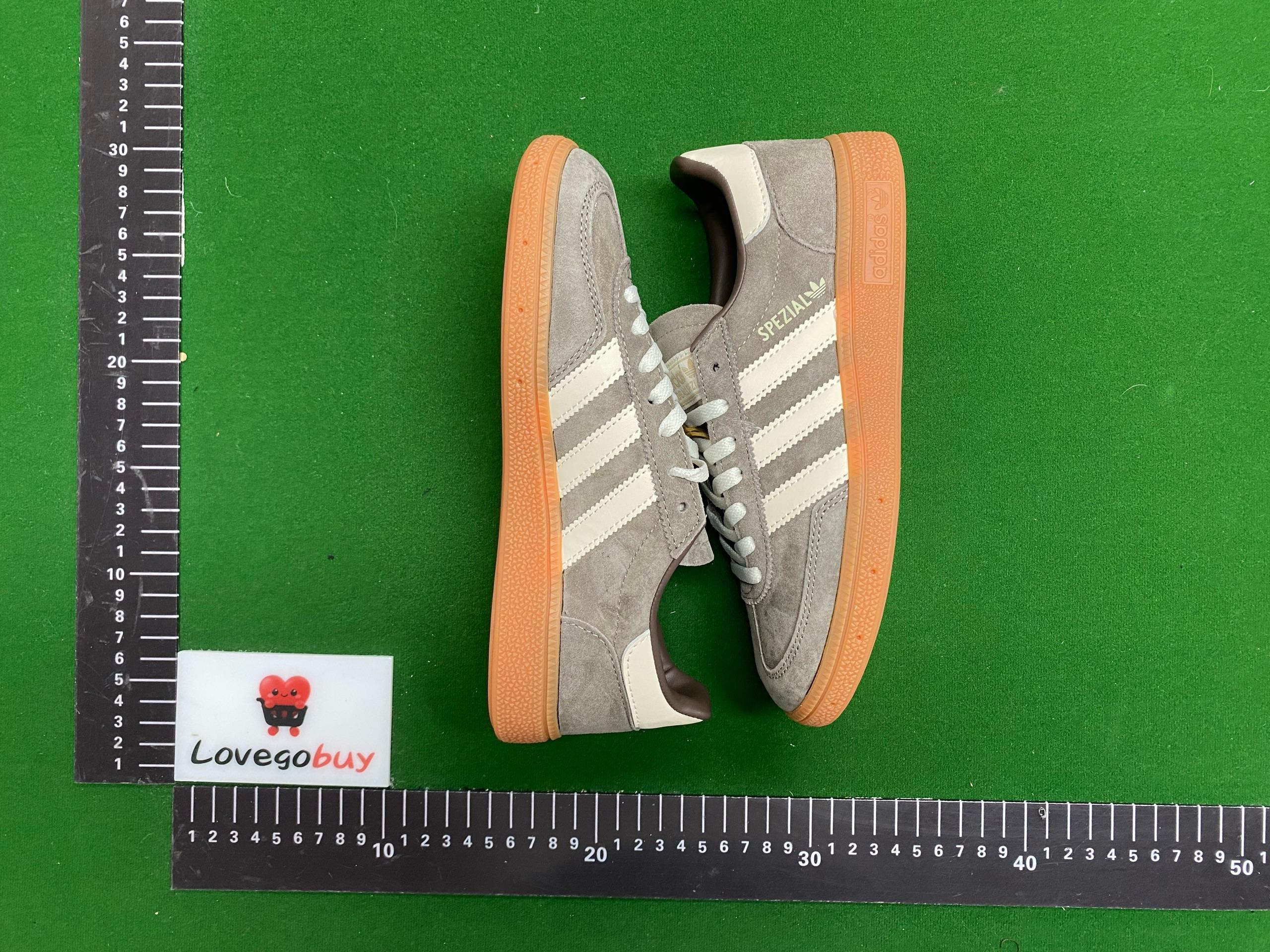 Foto QC 1 de adidas Handball Spezial Shadow Red Off White Gum