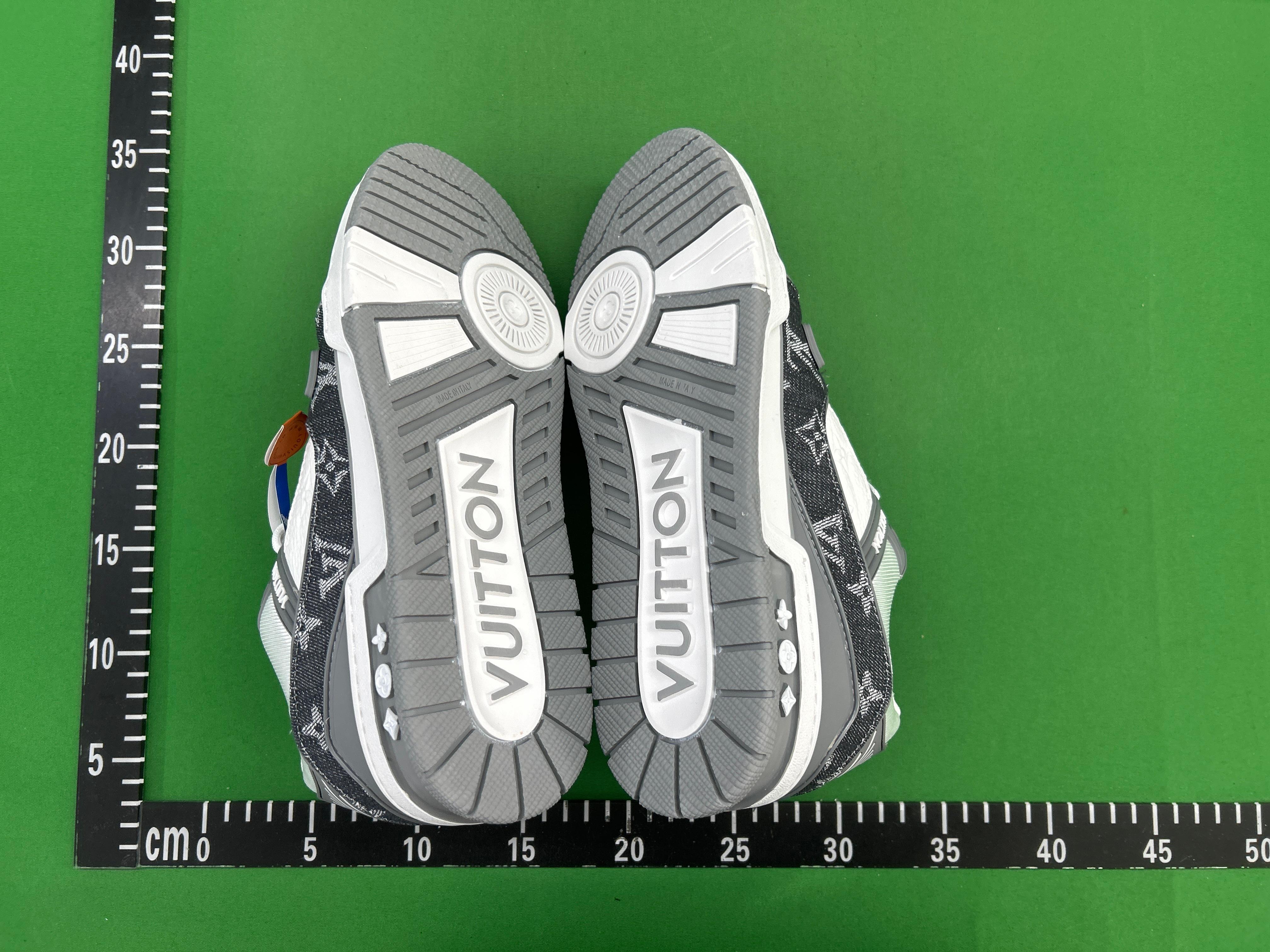 Foto QC 8 de Louis Vuitton Trainer Low Monogram Denim White Blue