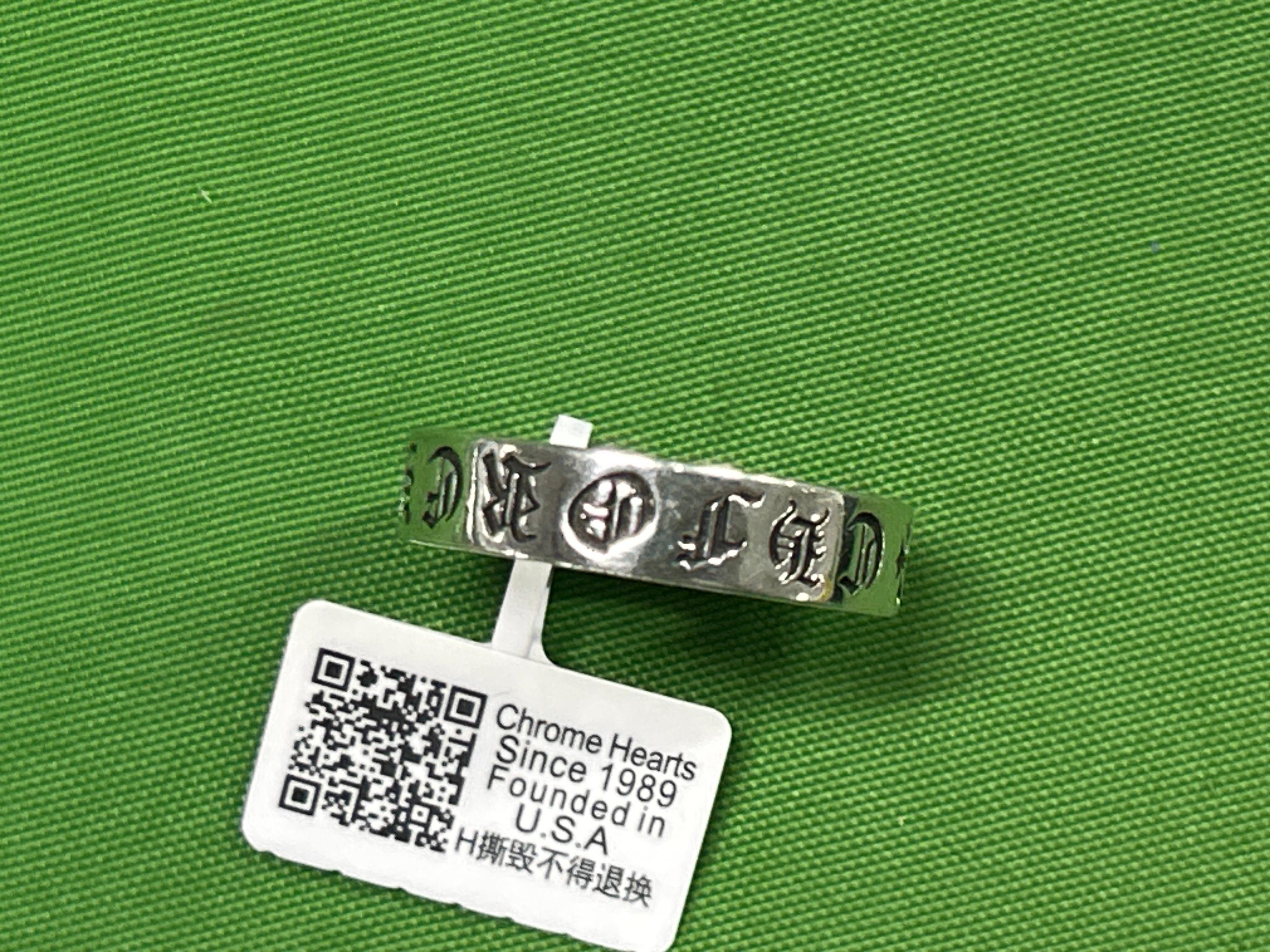 Foto QC 8 de Chrome Hearts Double Floral Cross Ring 925 Silver Diamond Silver
