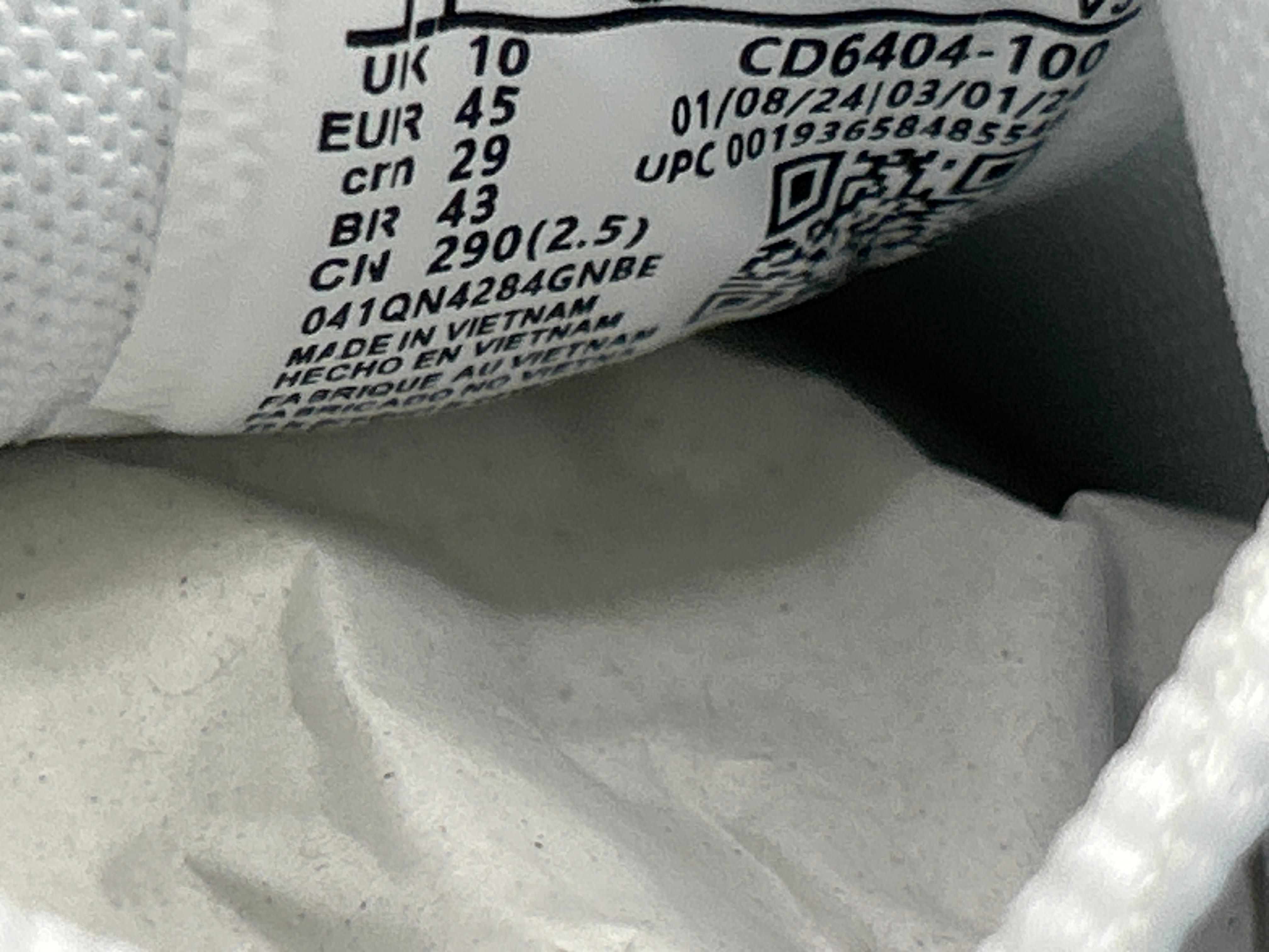 Foto QC 4 de Nike P-6000 Metallic Silver CN0149-001