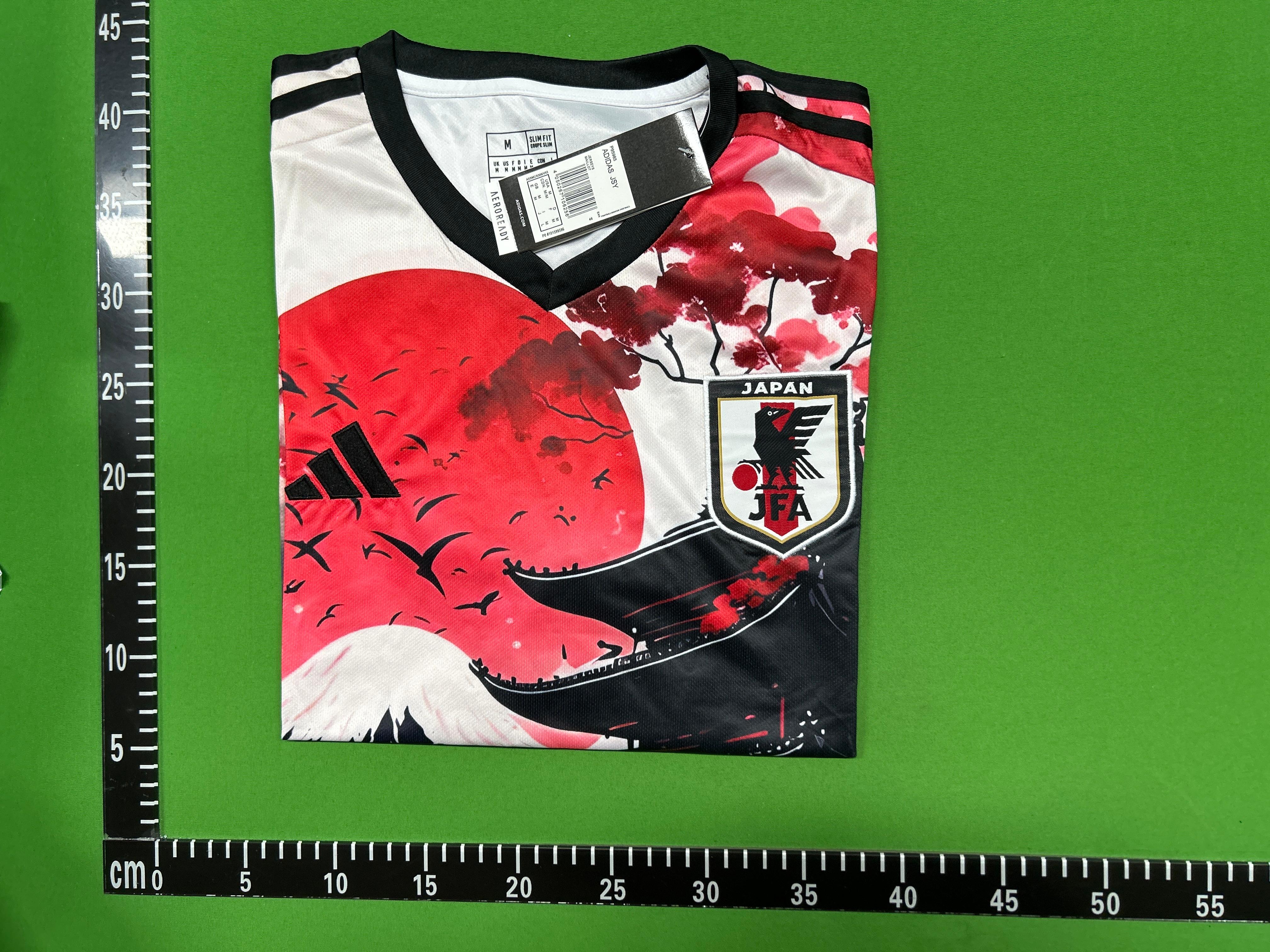 Foto QC 6 de Dragon Ball Z x adidas x Japan 2022/23 Away Goku Special Edition Jersey White