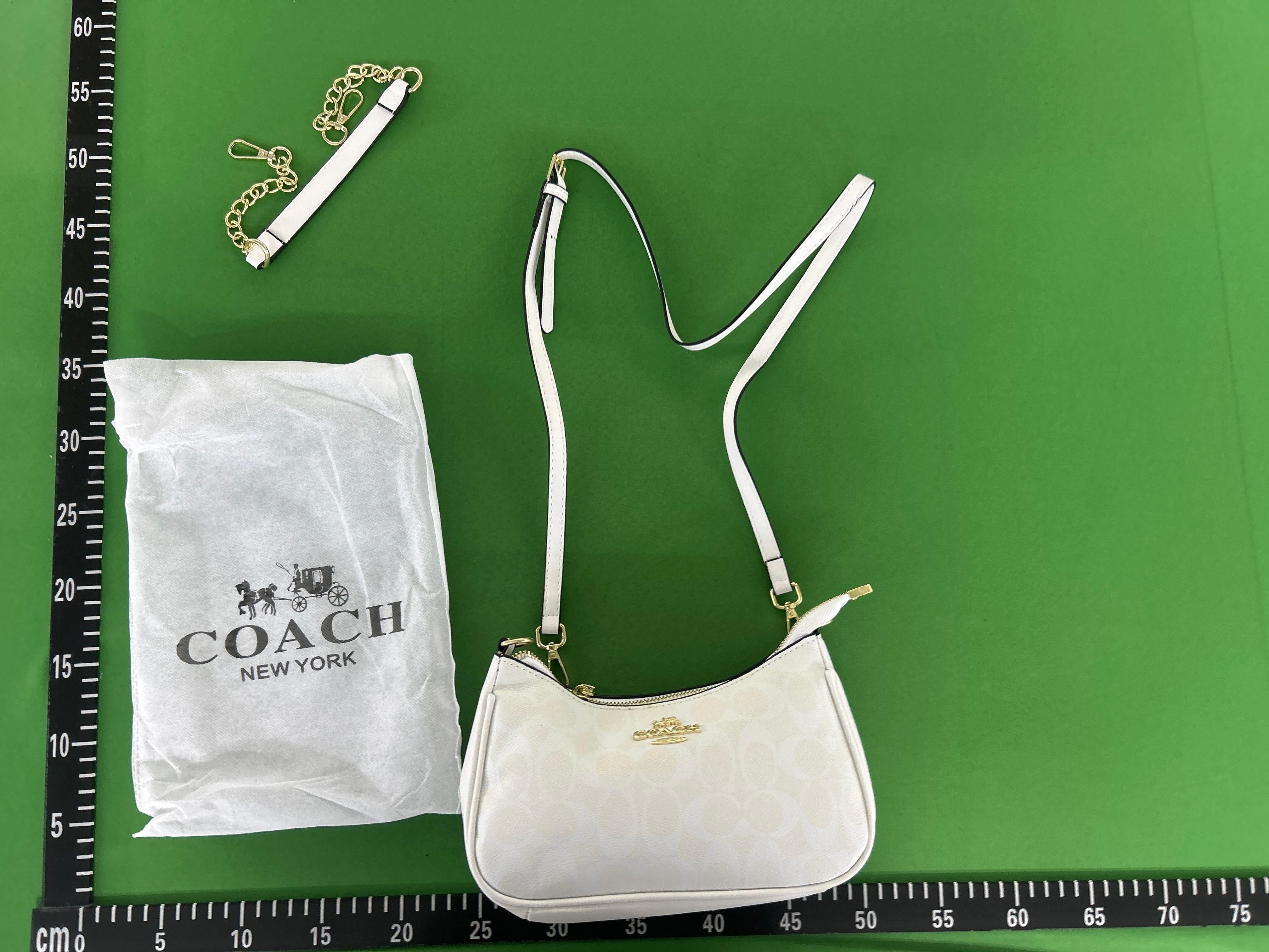 Foto QC 1 de Coach Tabby Shoulder Bag 26 Black Polished Pebble Leather