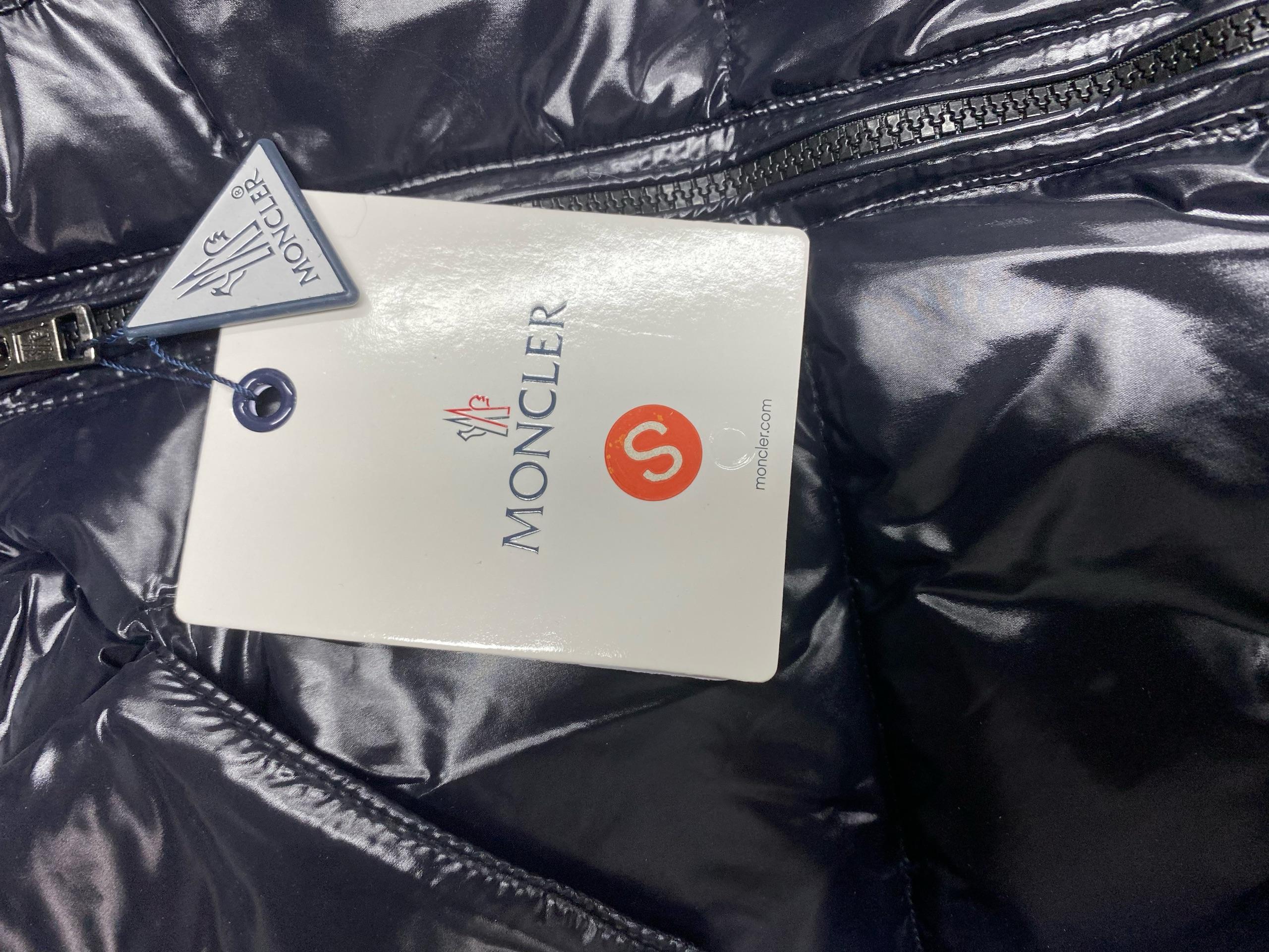 Foto QC 8 de Moncler Maya Puffer Jacket Down Hooded Black