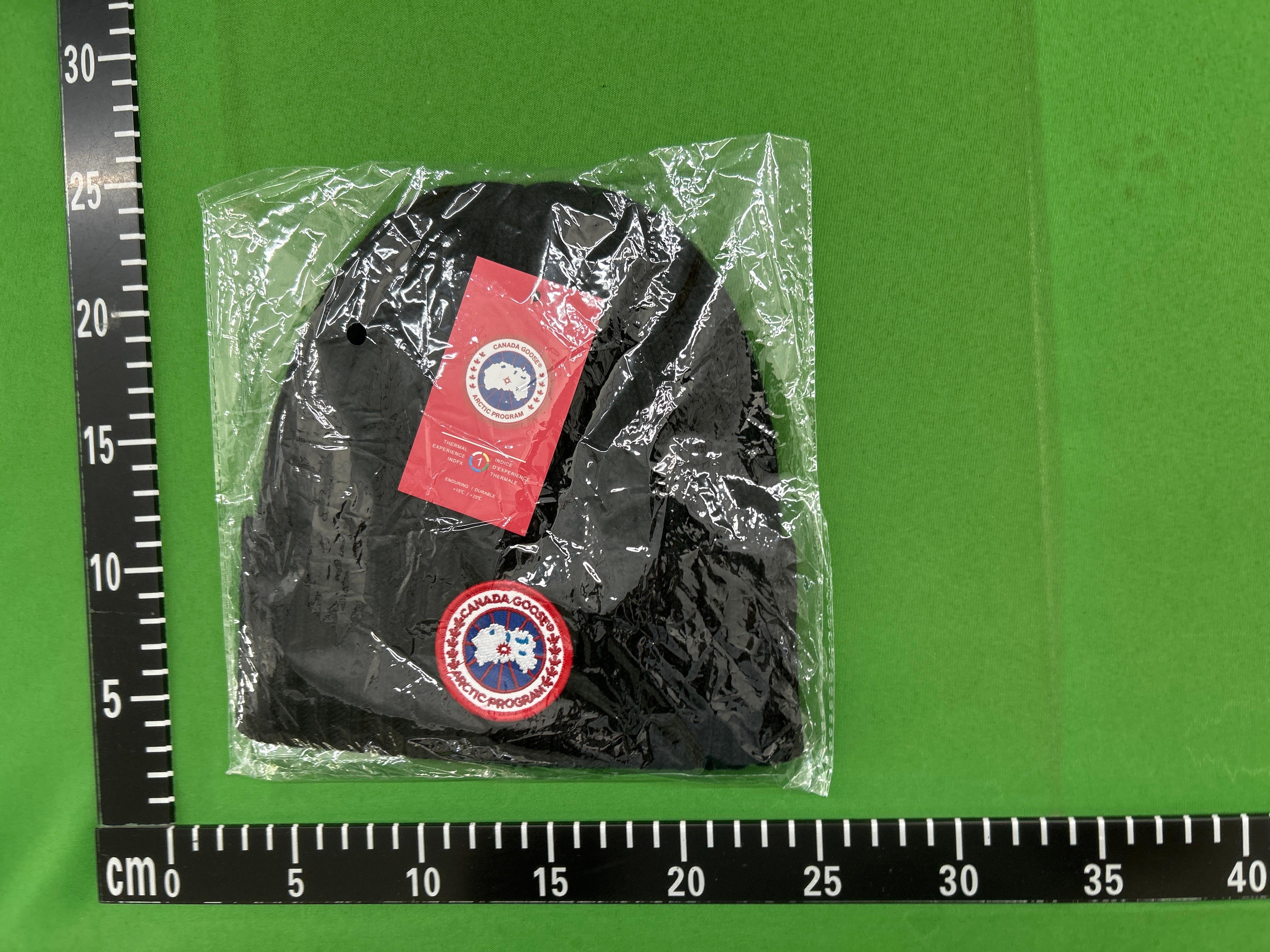 Foto QC 1 de Canada Goose Arctic Disc Beanie Grey