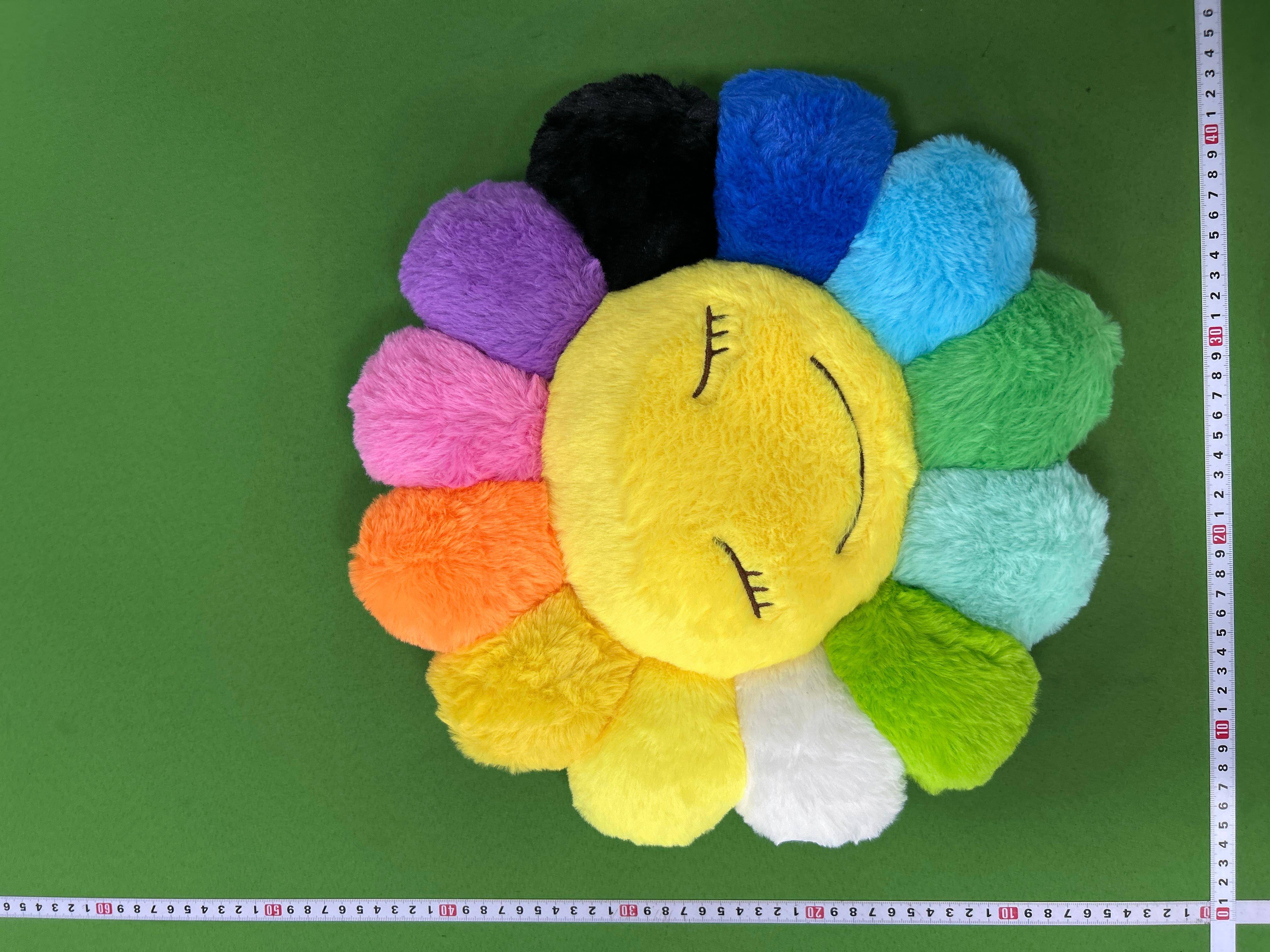 Foto QC 2 de Takashi Murakami Flower Cushion Black/White