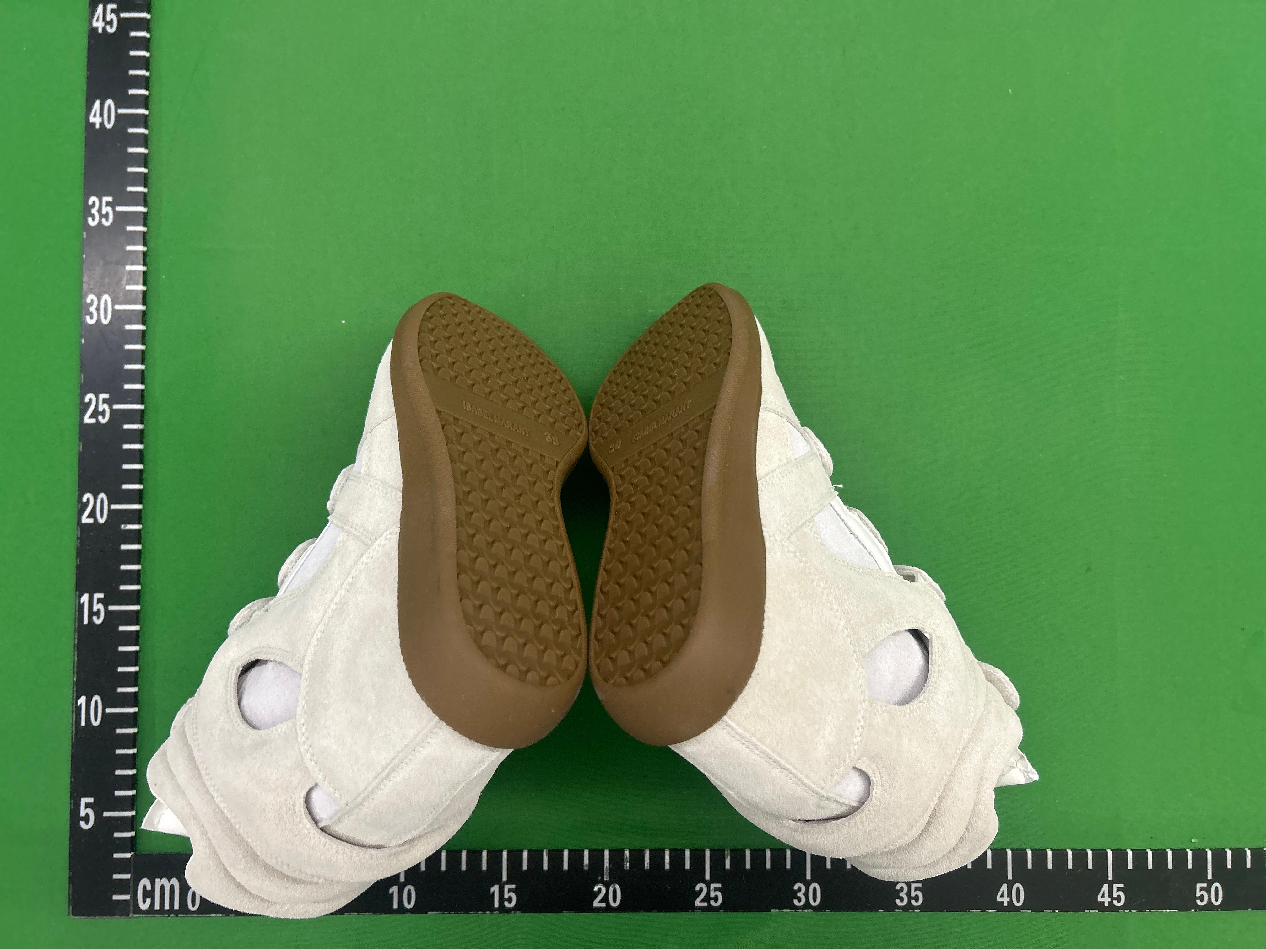 Foto QC 6 de Isabel Marant Bekett Suede Wedge Sneakers Taupe