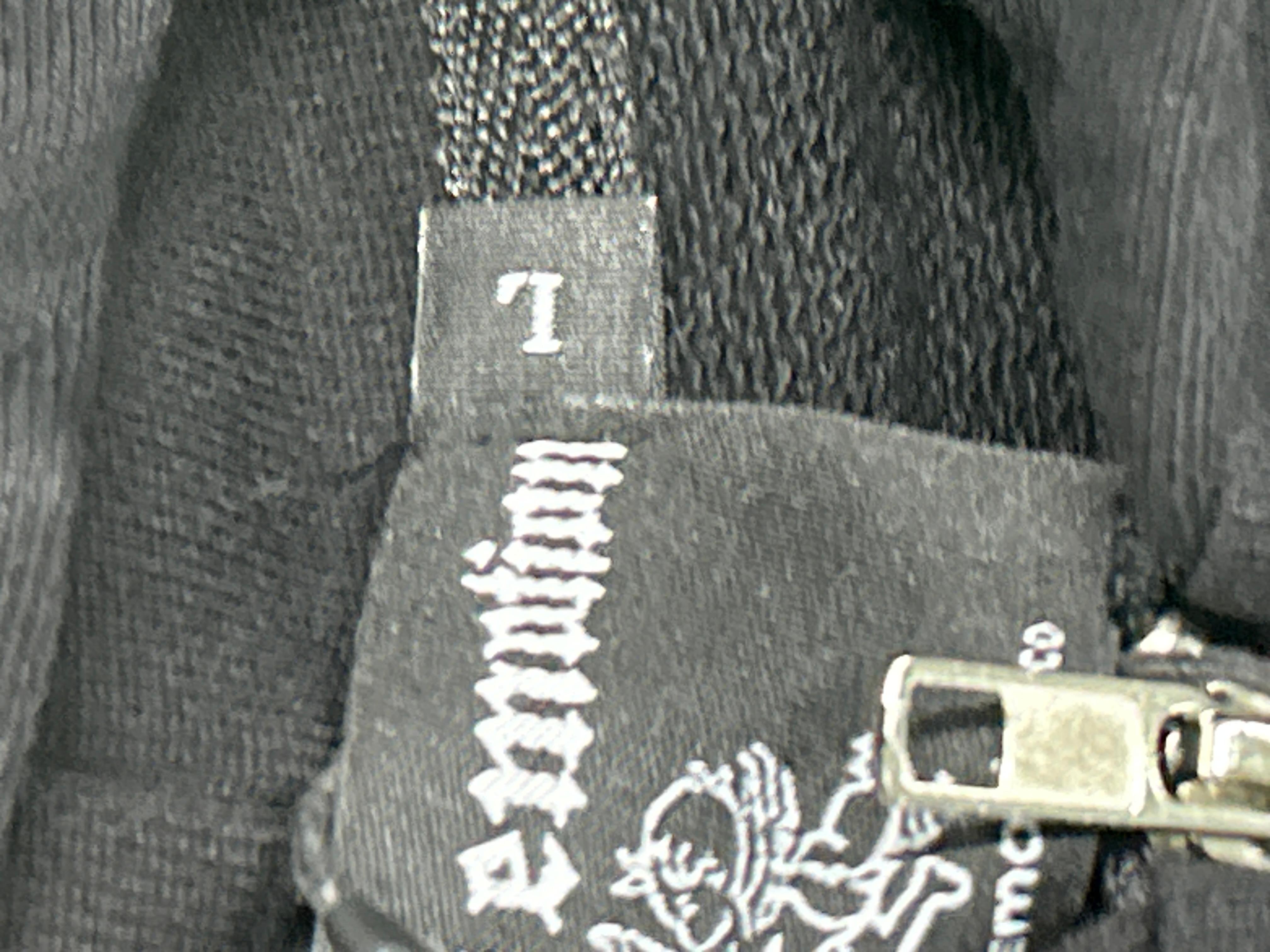 Foto QC 3 de Saint Mxxxxxx Mixed Emotions Emotions Never Die Zip Sweater Rhinestone Black