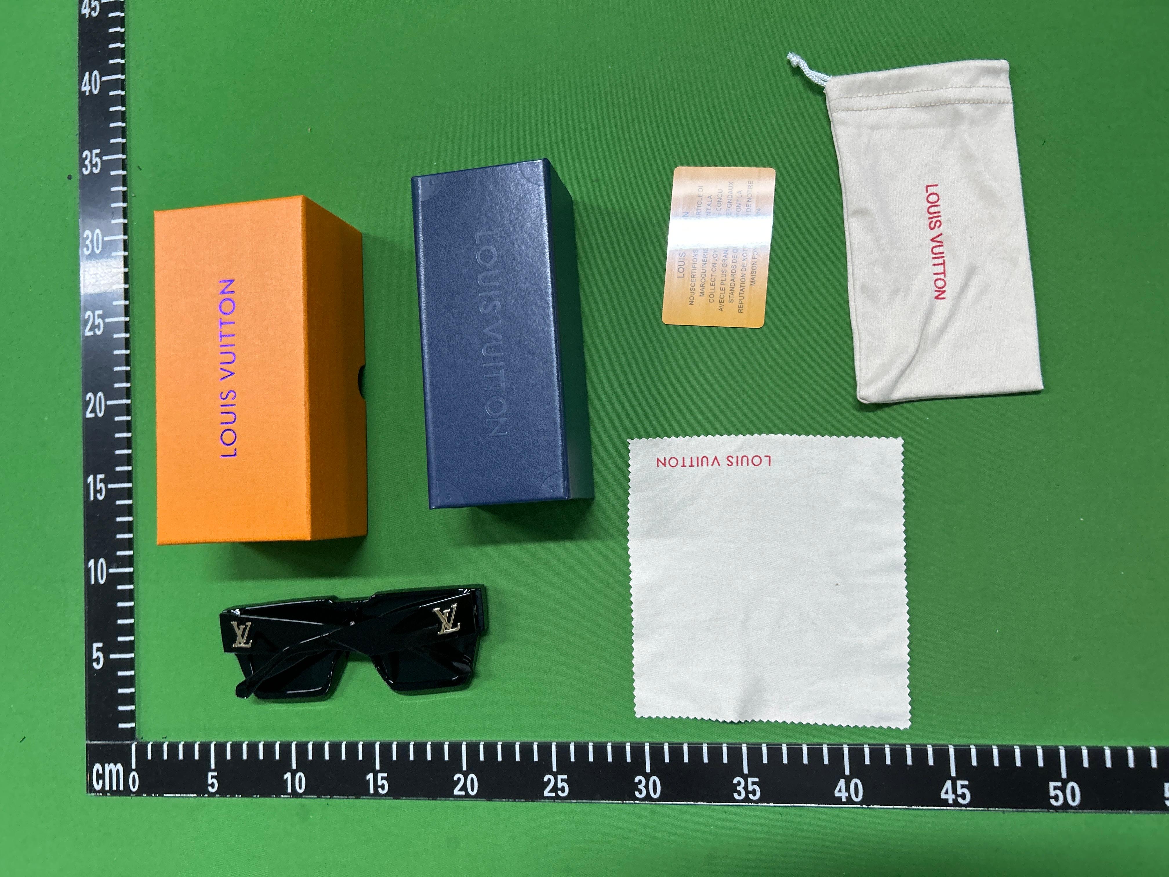 Foto QC 1 de Louis Vuitton Waimea Acetate Sunglasses Havana Grey Monogram (Z1083W)