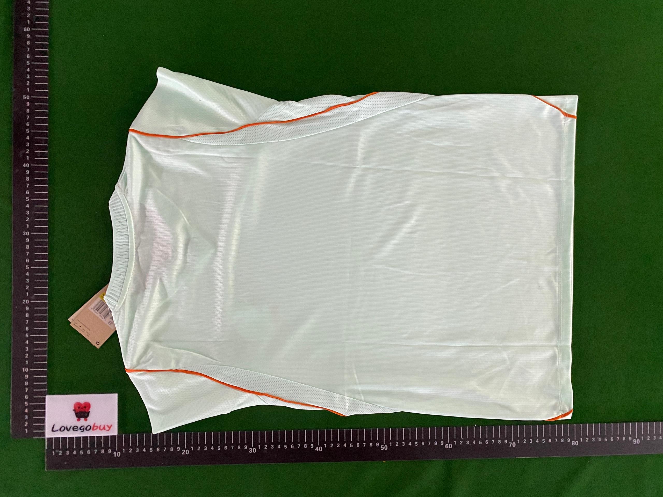Foto QC 8 de adidas x Curacao 2024/25 Away Jersey Pale Yellow