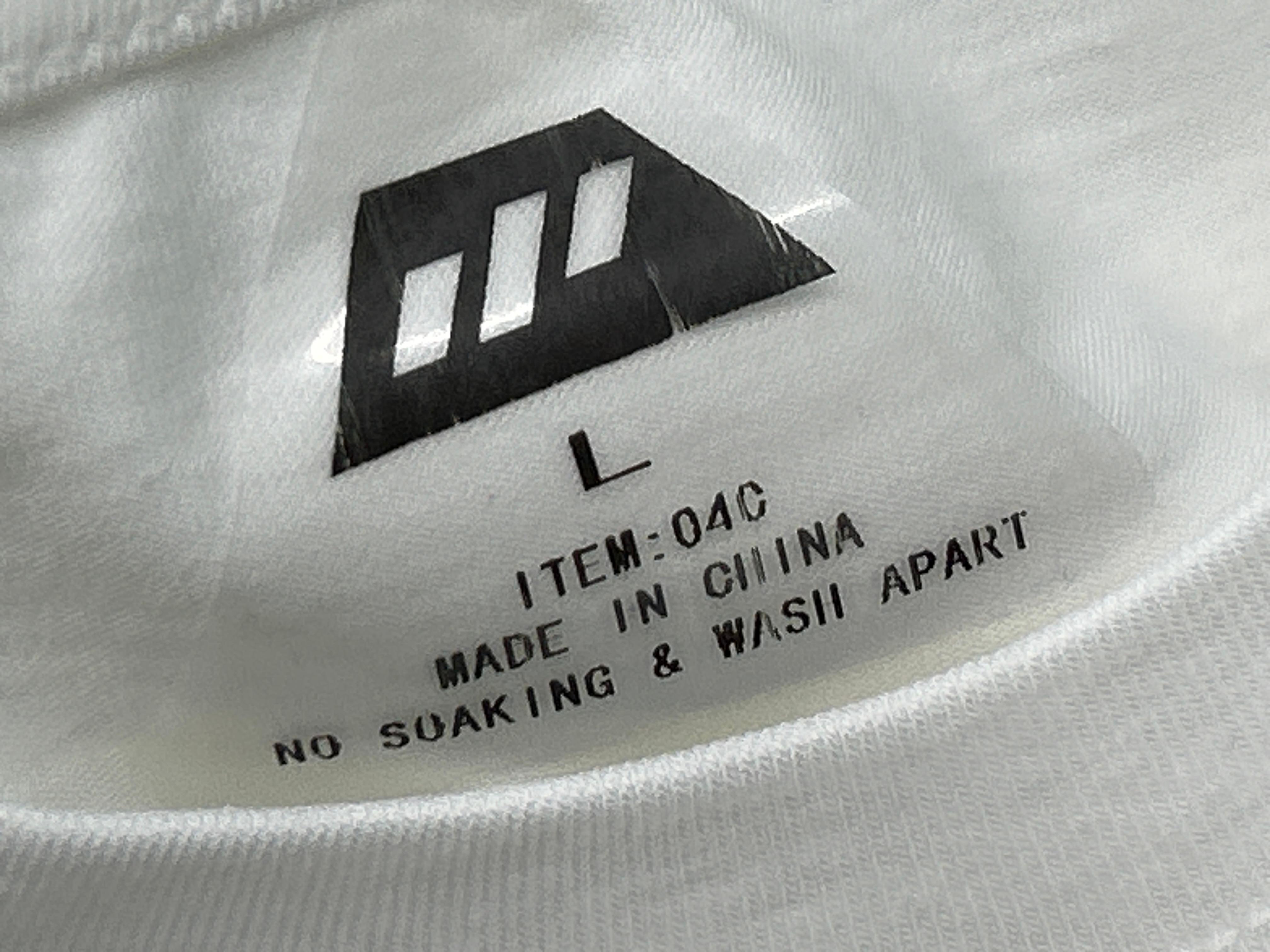 Foto QC 6 de Yellow Sparrow Knitting T-shirt Long-Sleeve White