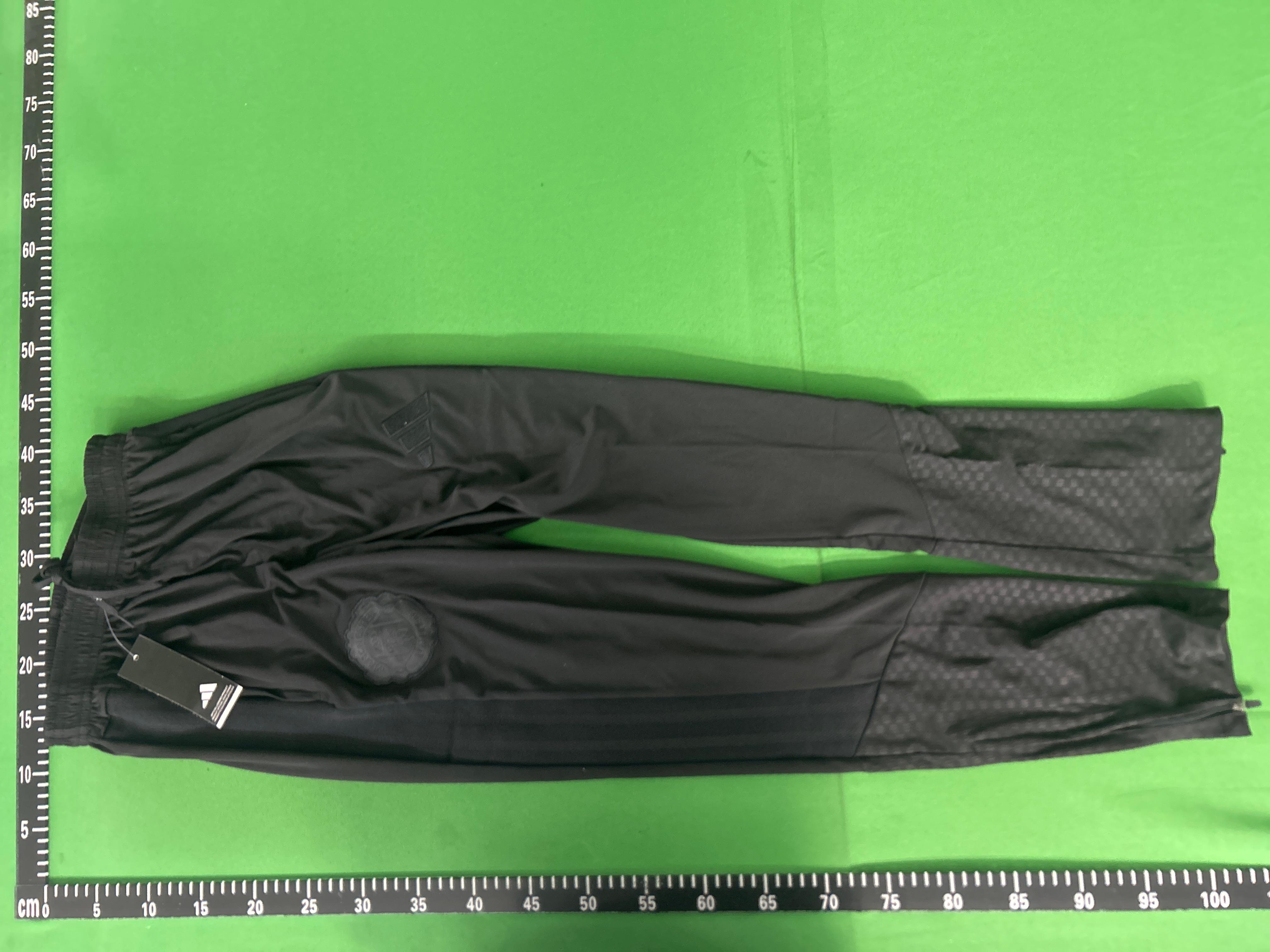 Foto QC 6 de Adidas Juventus Training Set 2-Piece Black White