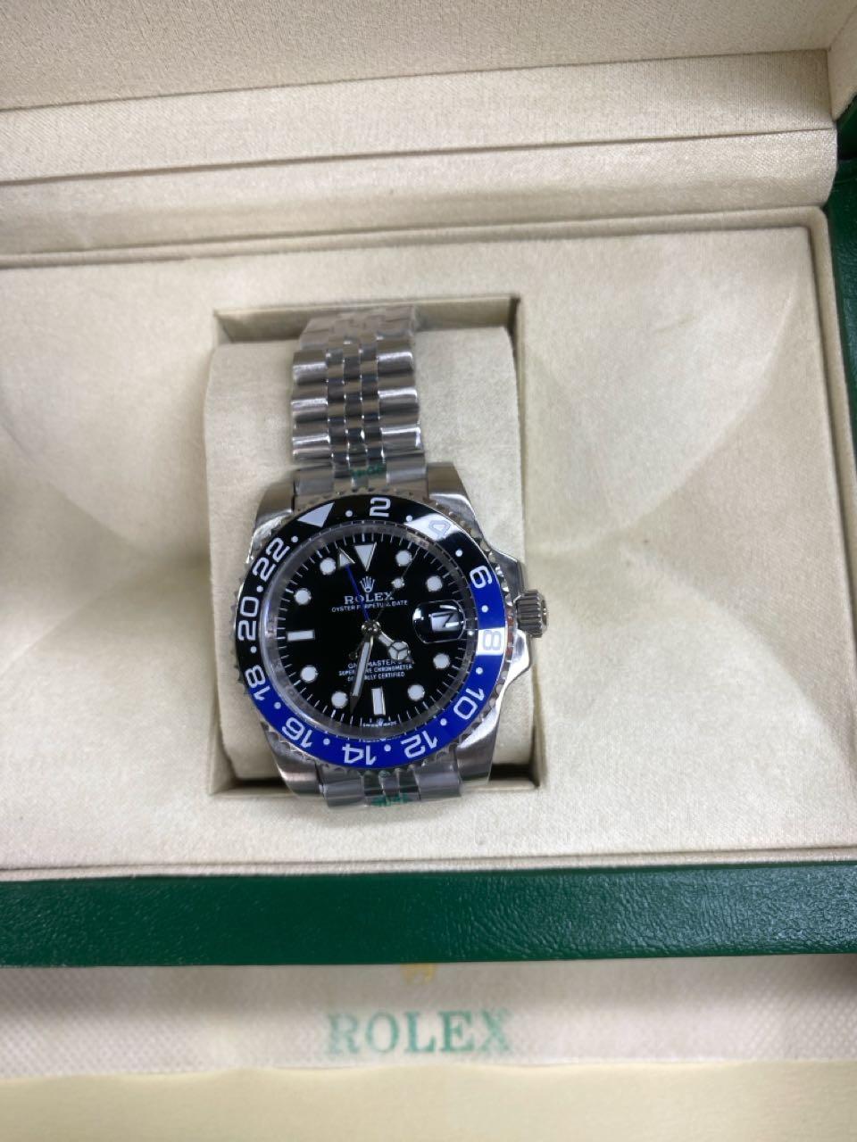 Foto QC 2 de Versace Greca Time Lady VE6C00423