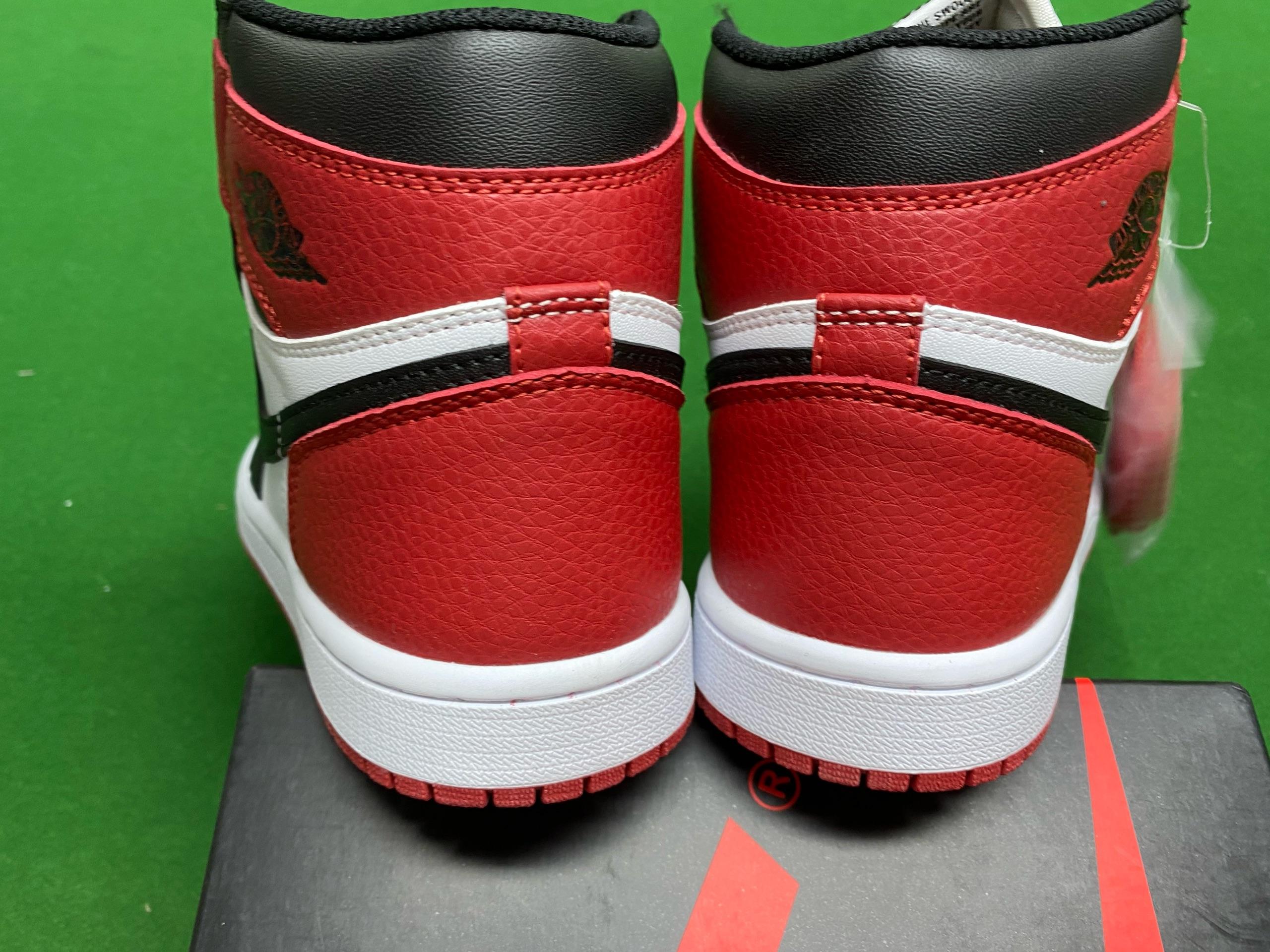 Foto QC 5 de Jordan 1 High OG Rare Air Sail Cinnabar DB4612-100