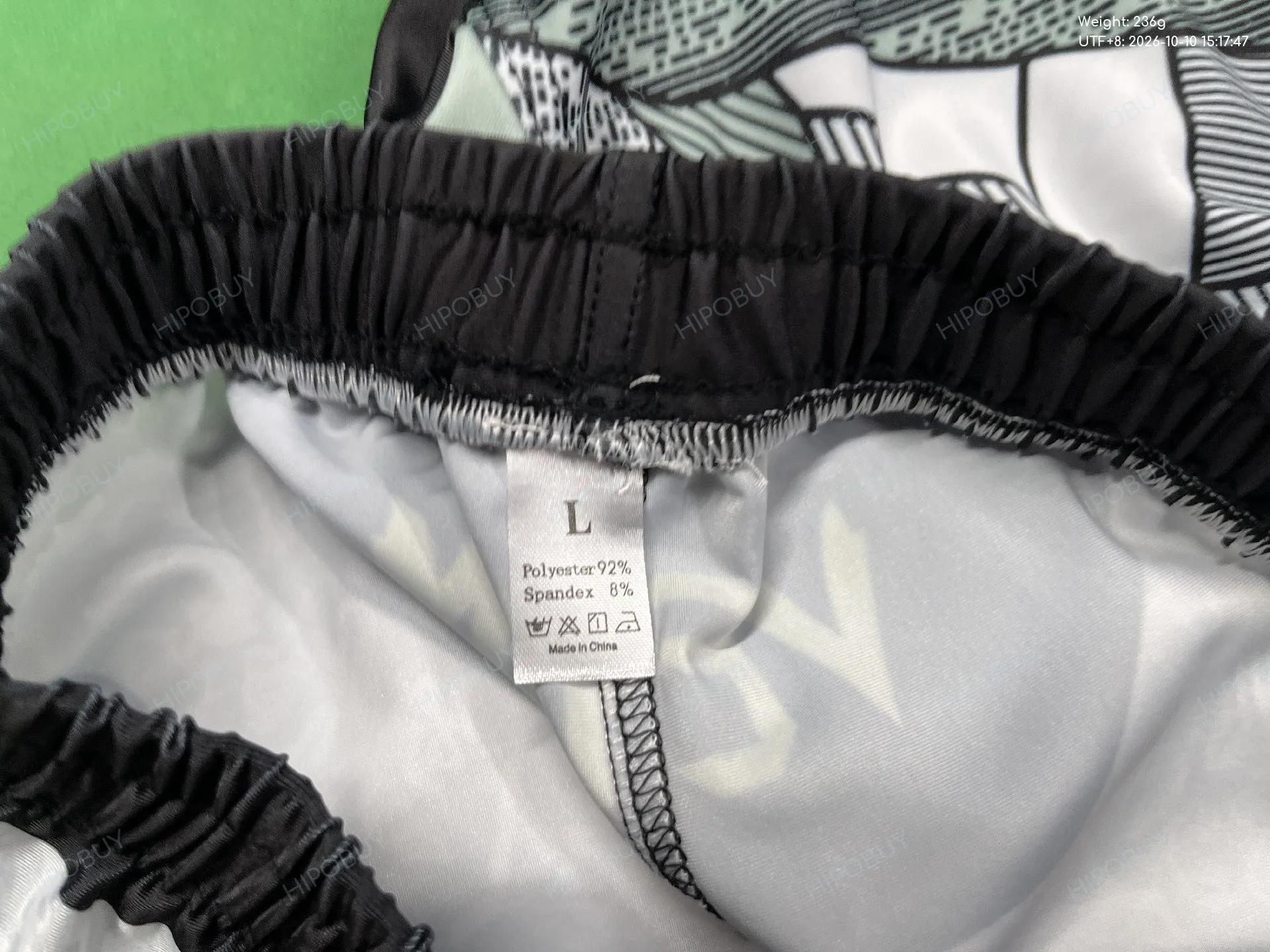 Foto QC 1 de Venum UFC Islam Makhachev Unrivaled Shorts White