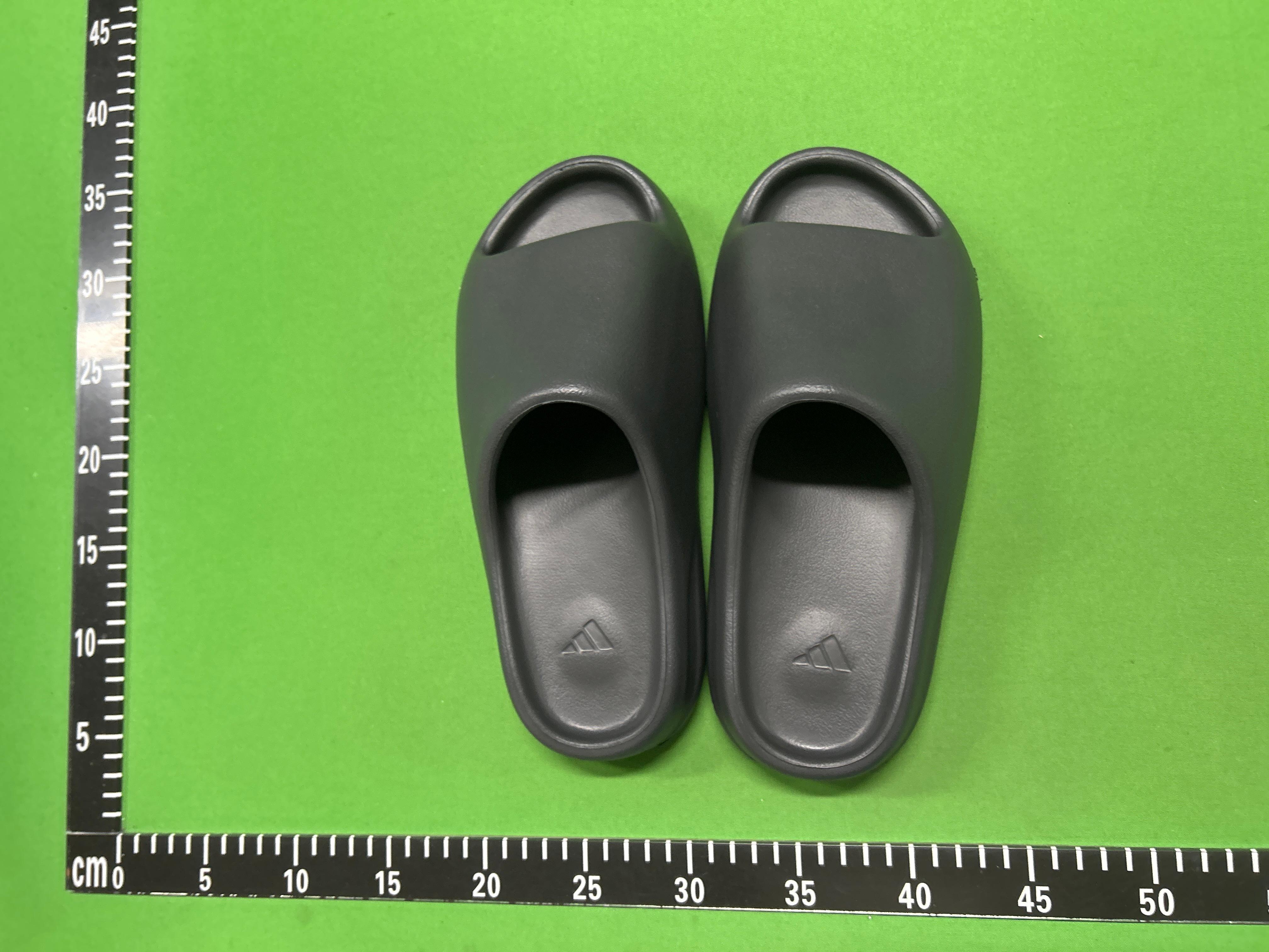 Foto QC 6 de adidas Yeezy Slide EVA Desert Sand FV8425