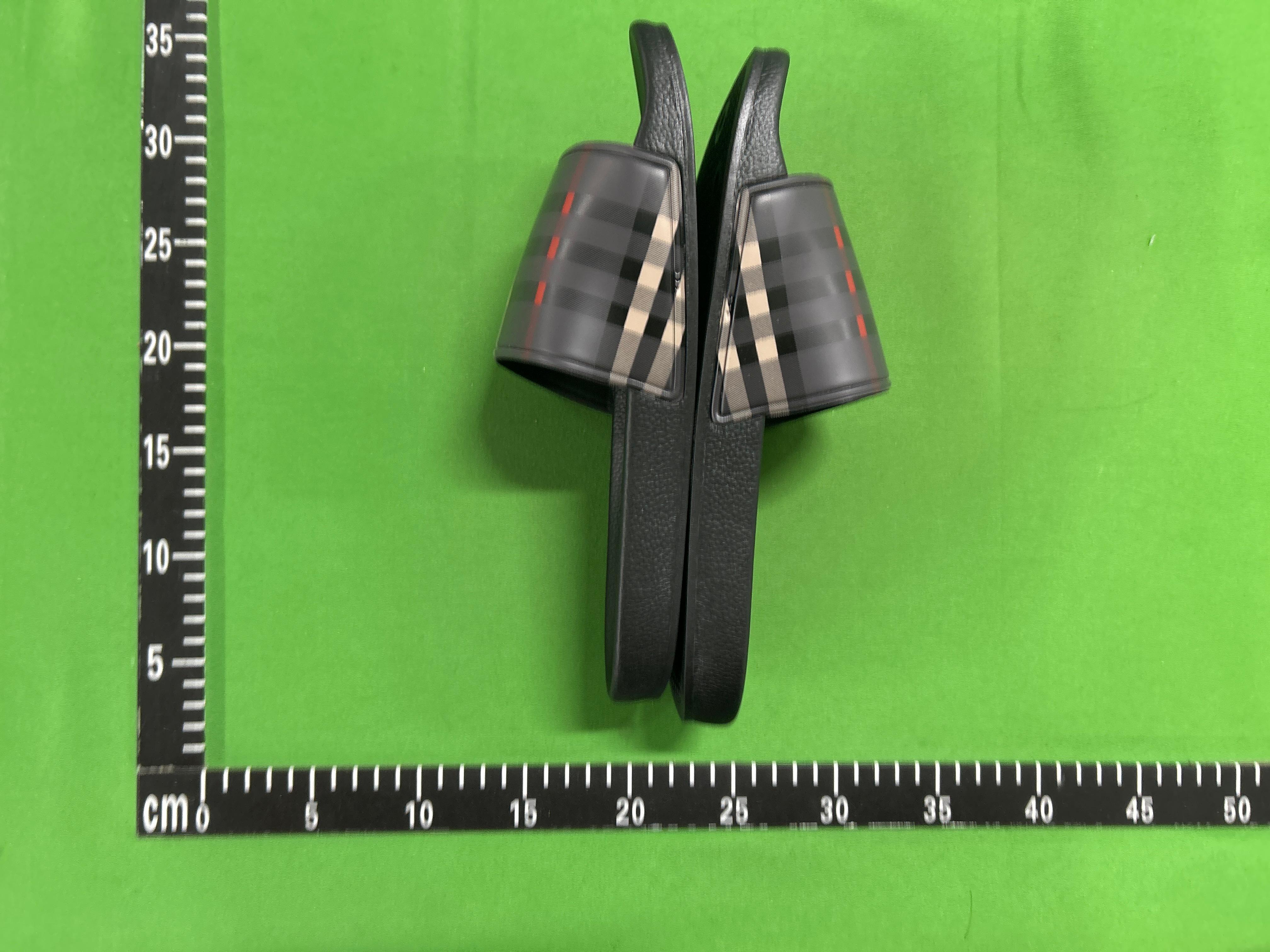 Foto QC 3 de Unbranded Little Bee Slides Foam Black