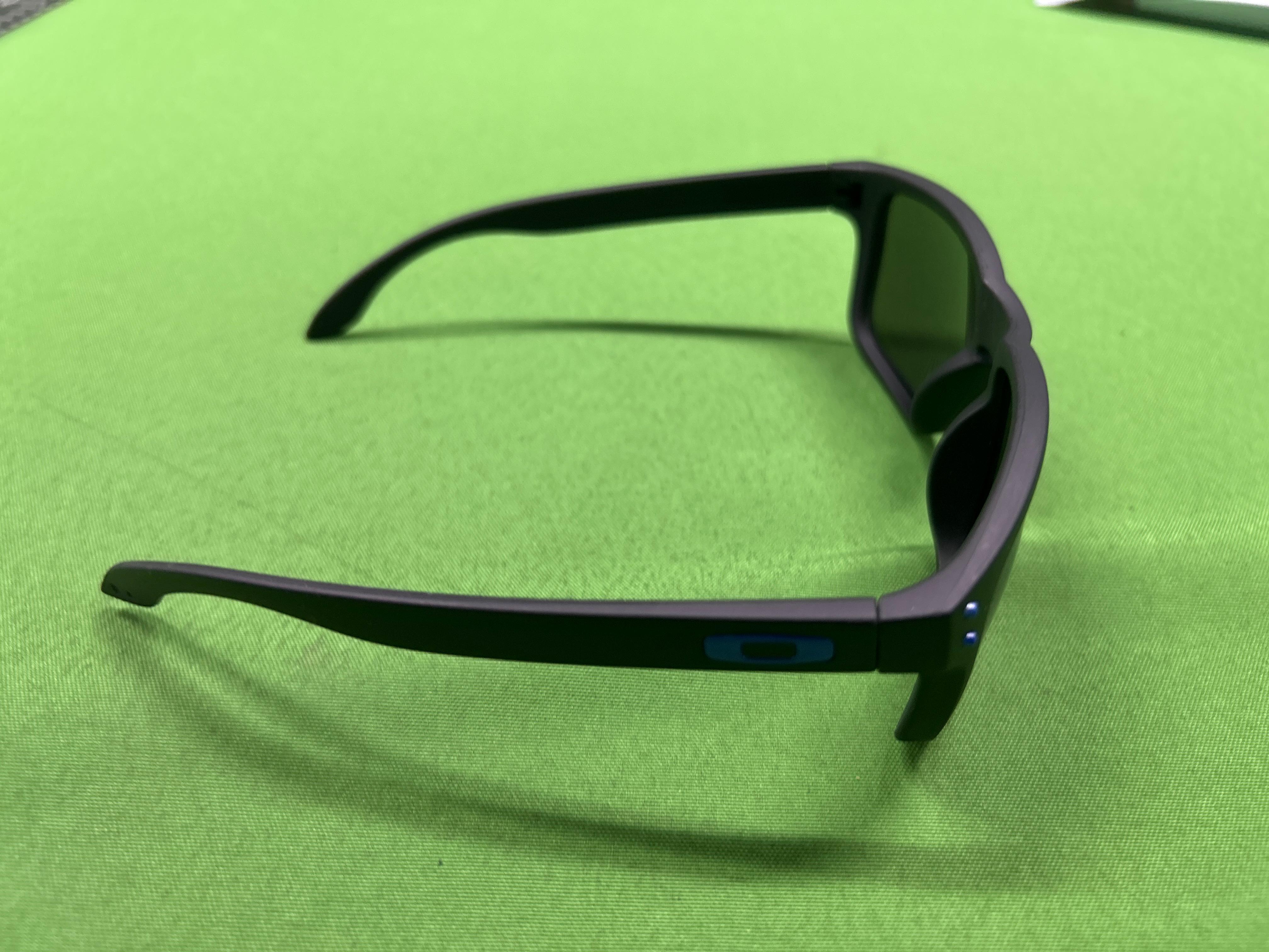 Foto QC 5 de Oakley Holbrook Plastic Sunglasses Clear Orange (9102)