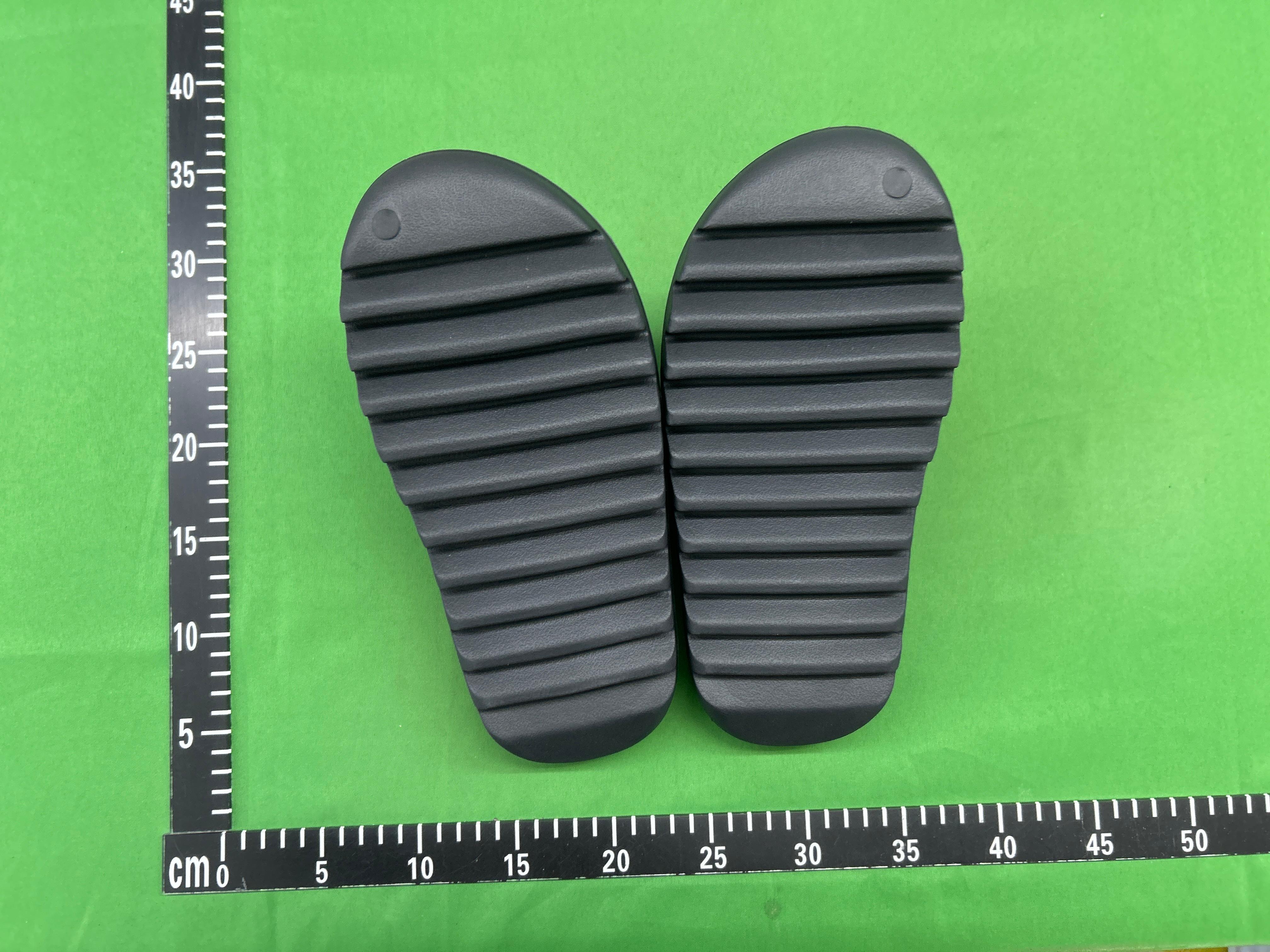 Foto QC 6 de adidas Yeezy Slide EVA Resin FZ5904