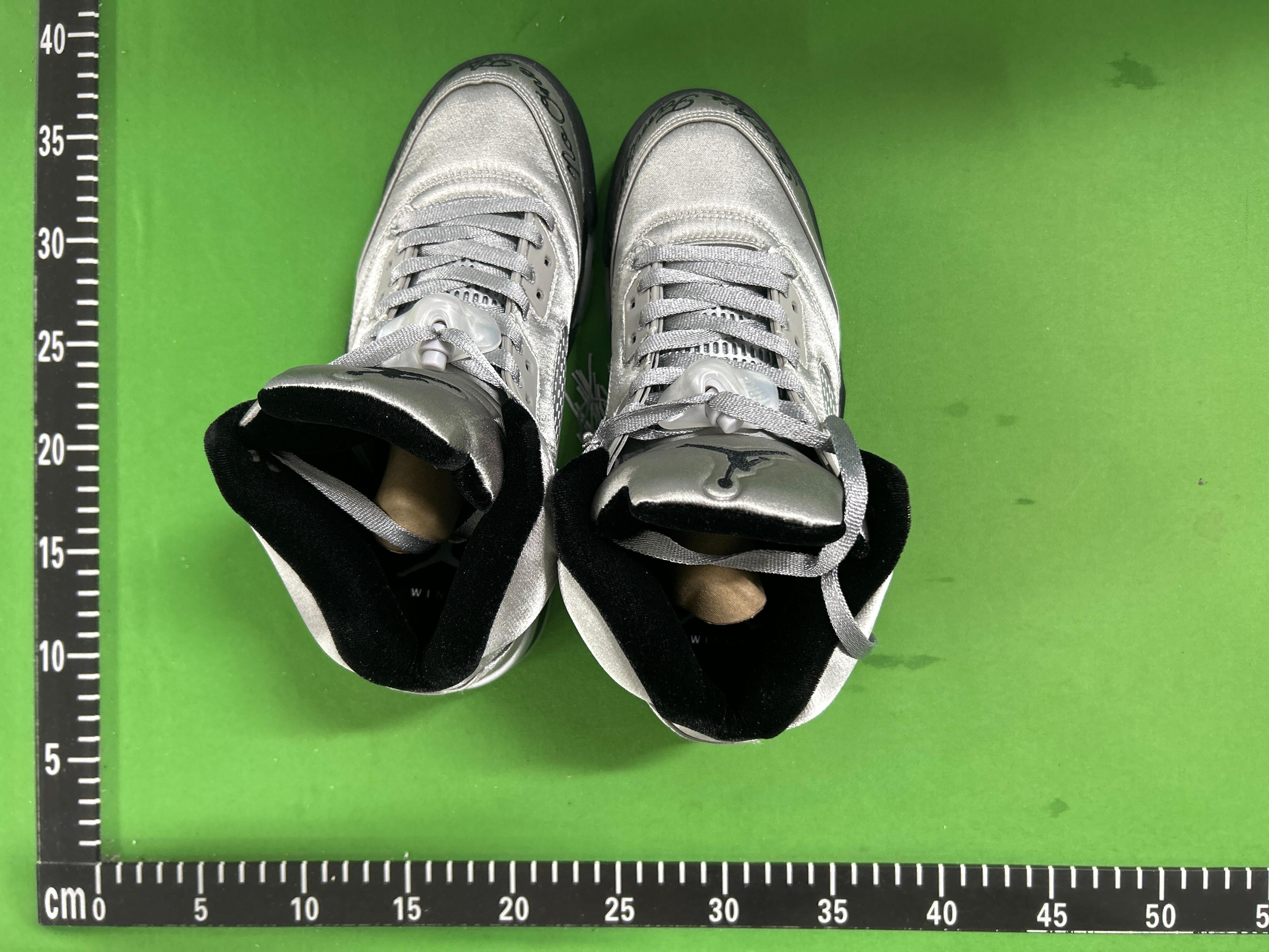 Foto QC 3 de Jordan 5 Retro Medium Soft Pink HQ7978-102