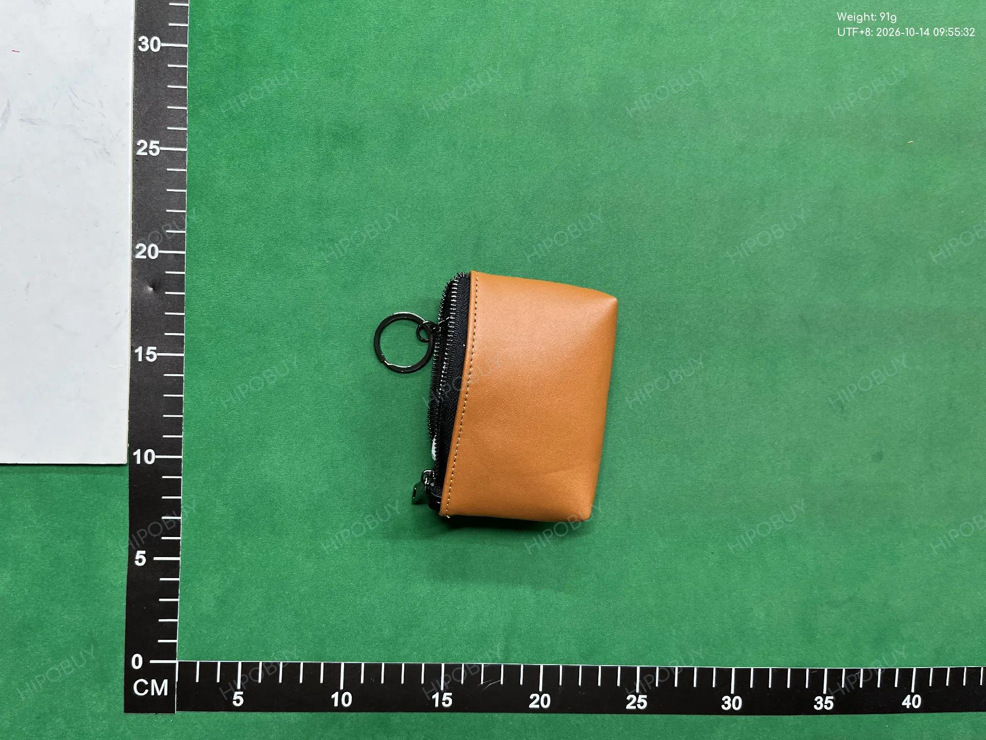Foto QC 4 de Goyard Matignon Mini Wallet Goyardine Yellow