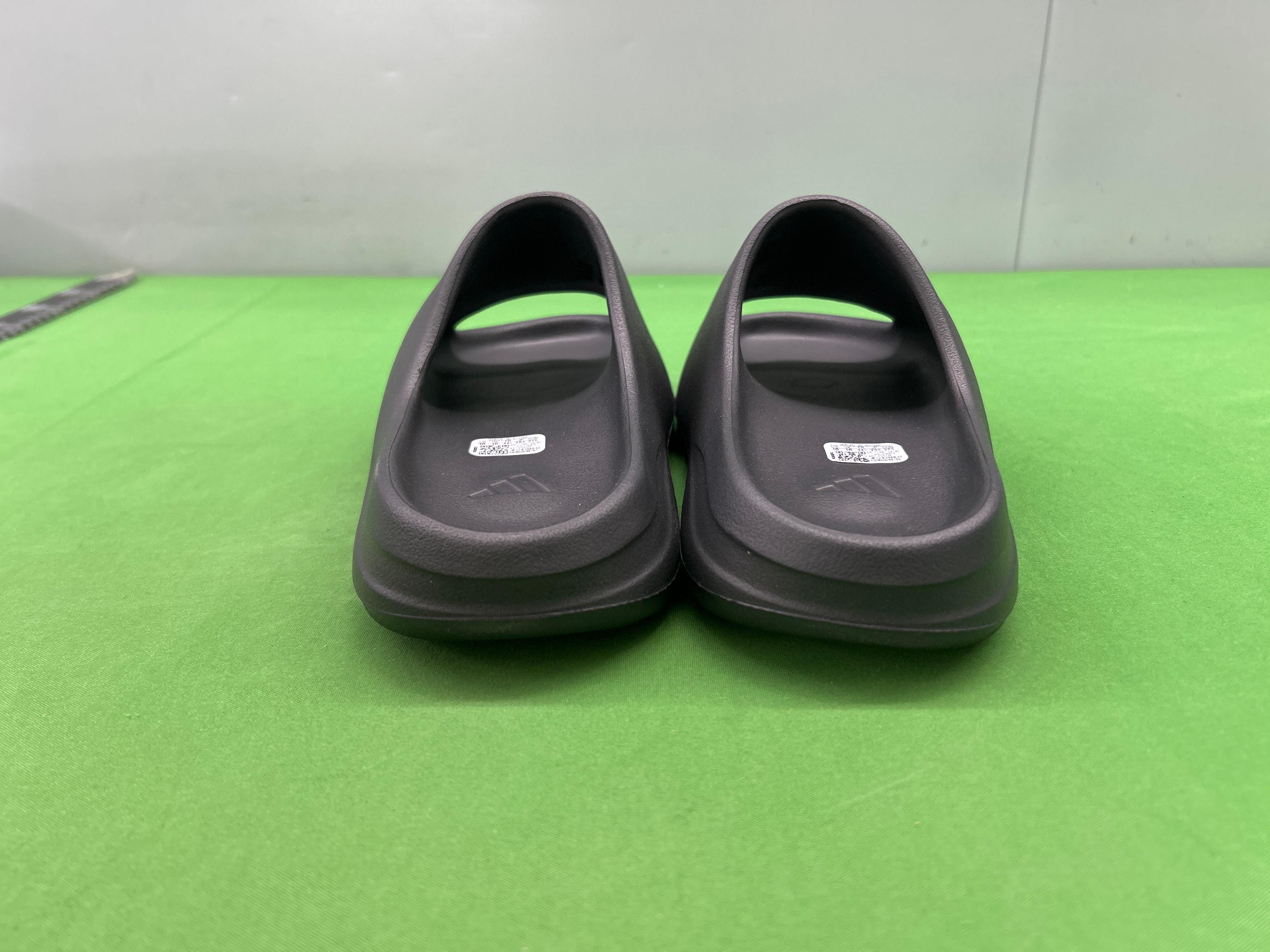 Foto QC 3 de adidas Yeezy Slide EVA Resin FZ5904