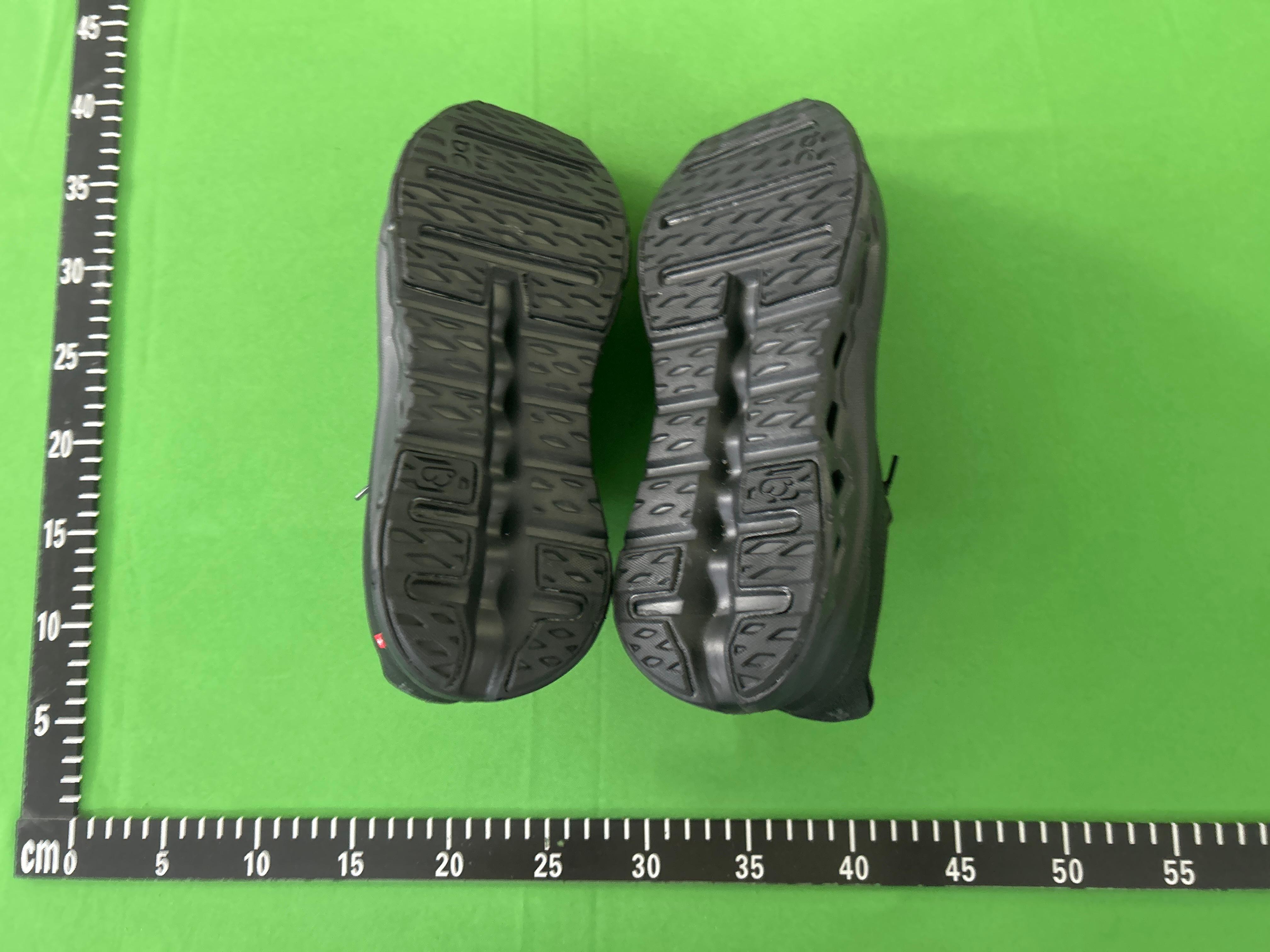 Foto QC 6 de On Cloud 5 Low PE Navy White