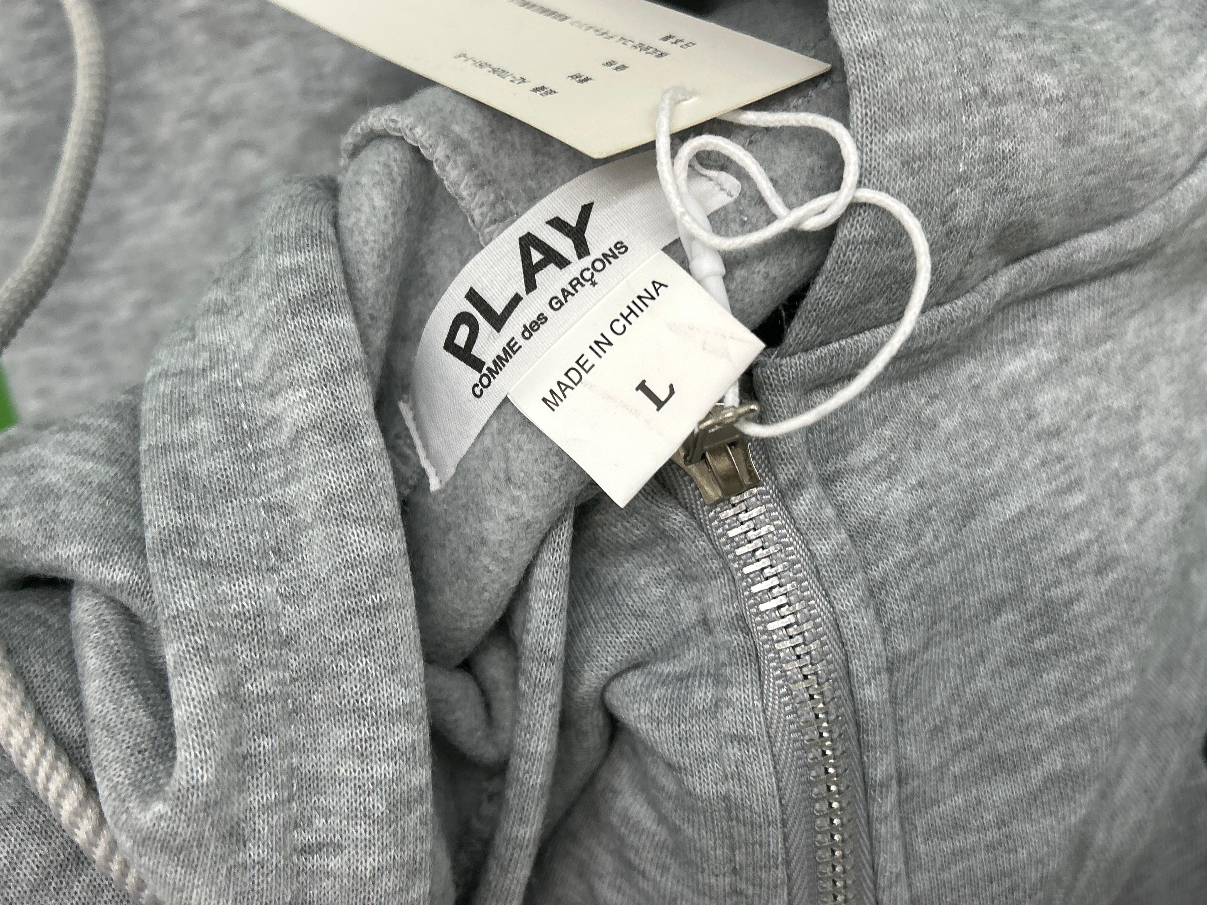 Foto QC 8 de COMME des GARÇONS PLAY Hoodie Grey