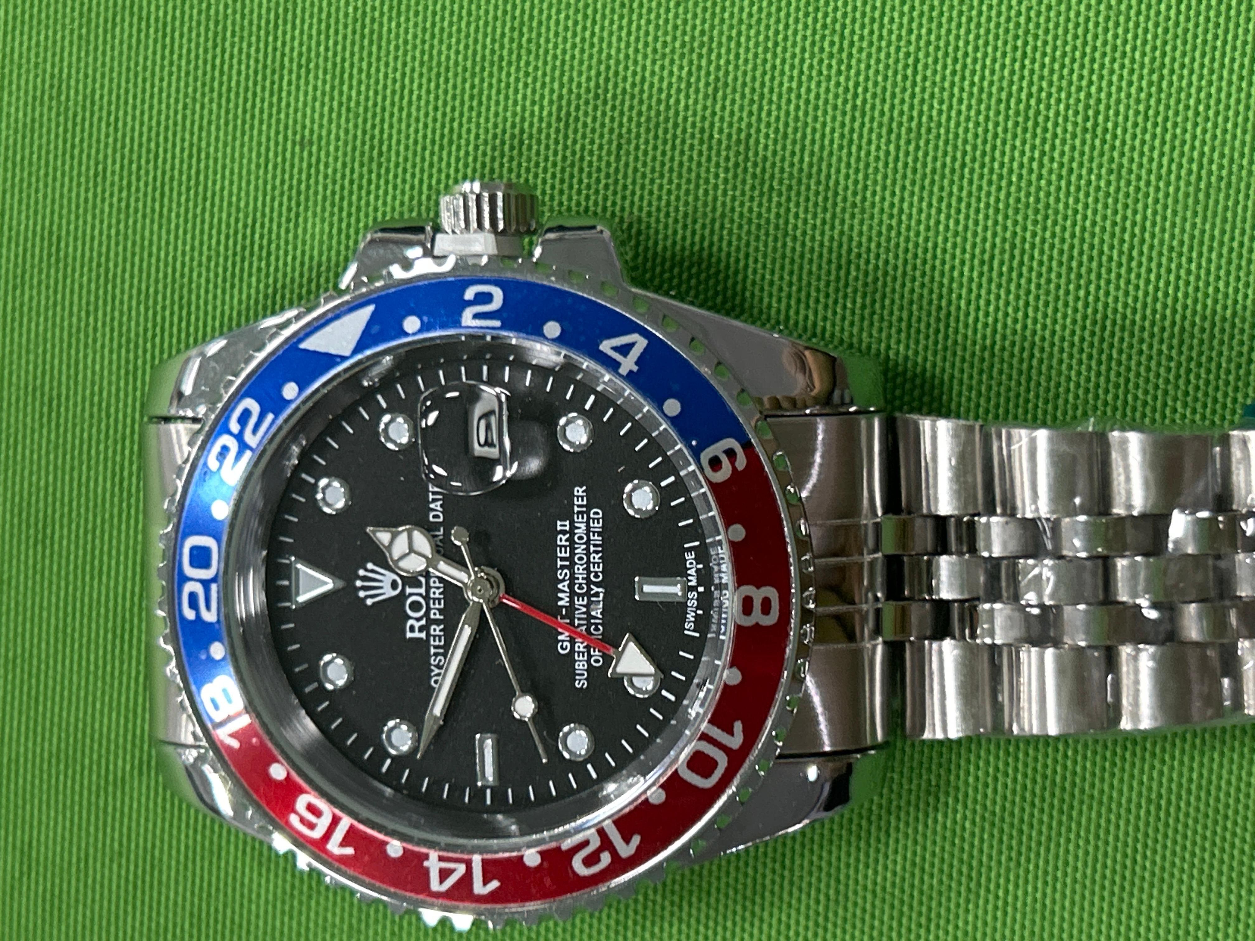 Foto QC 7 de Rolex GMT-Master II Pepsi 126710BLRO