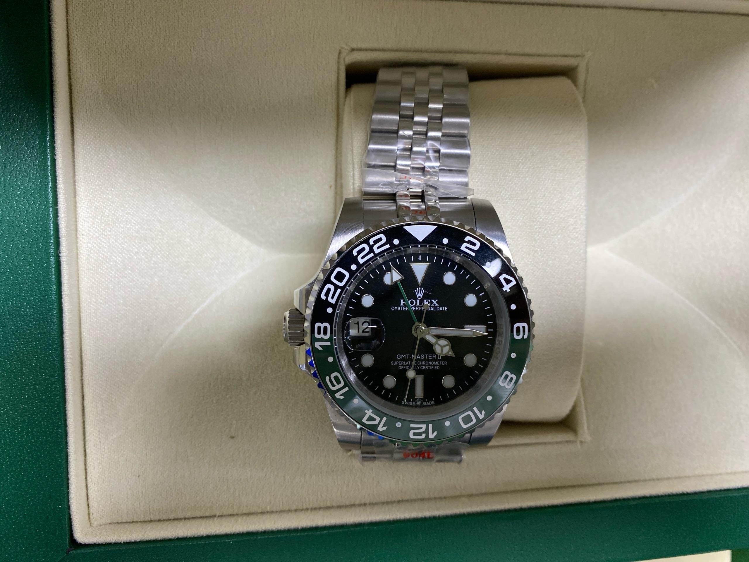 Foto QC 4 de Versace Greca Time Lady VE6C00423