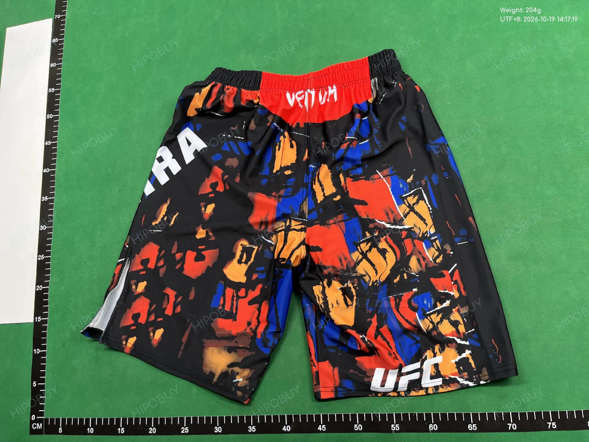 Foto QC 3 de UFC Charles Oliveira Do Bronx Shorts Venum Training Multicolor