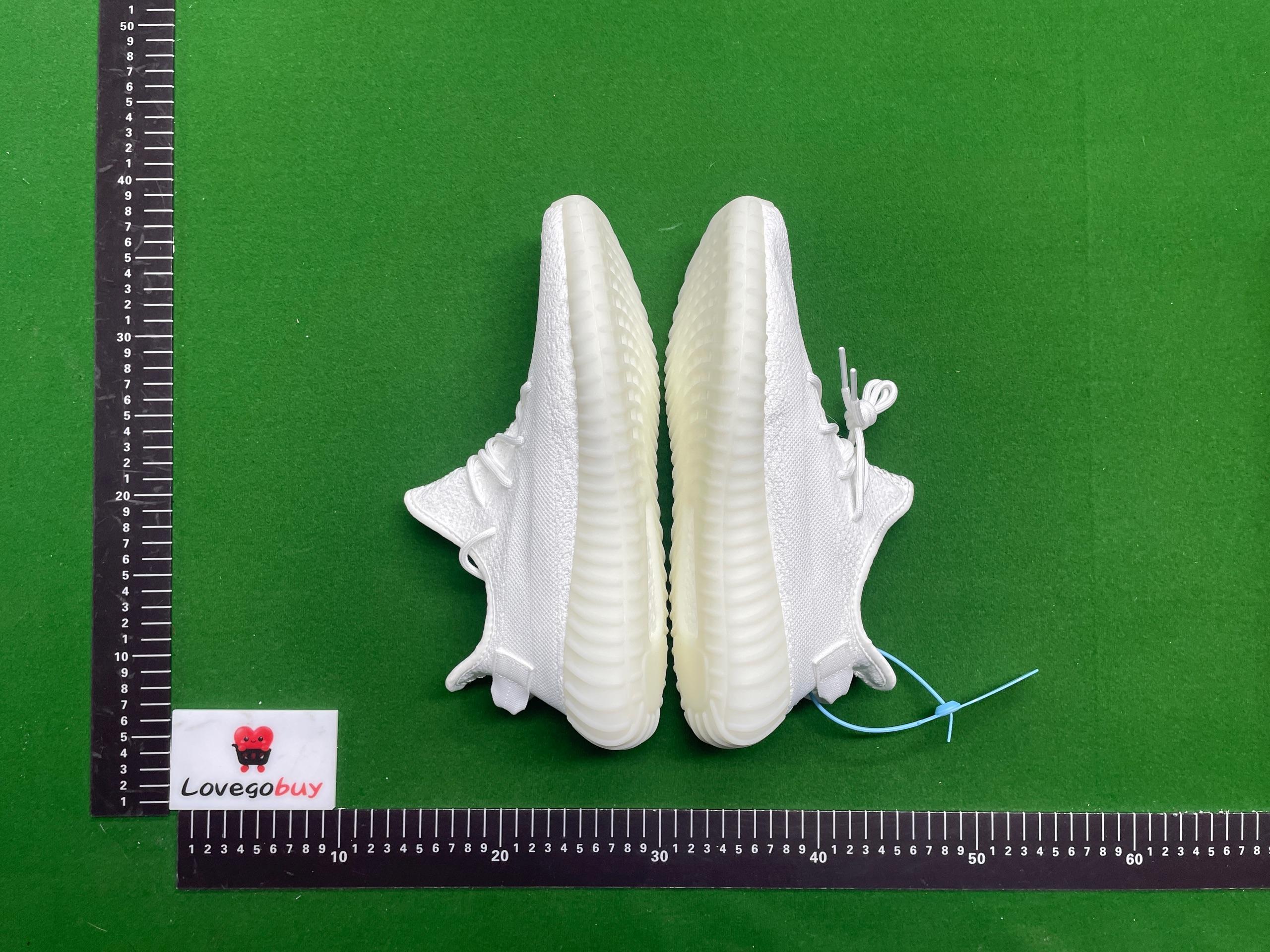 Foto QC 5 de adidas Yeezy Boost 350 V2 Yecheil