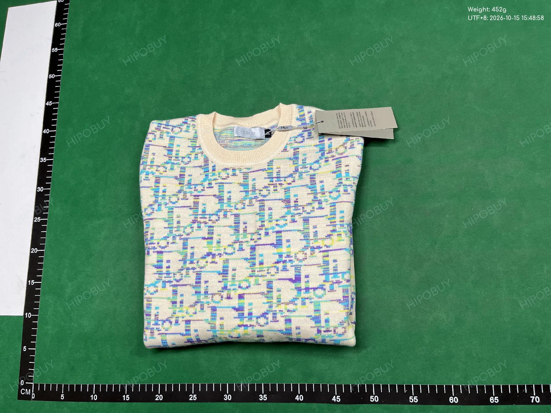 Foto QC 8 de Fendi Logo Crewneck Sweater Wool White