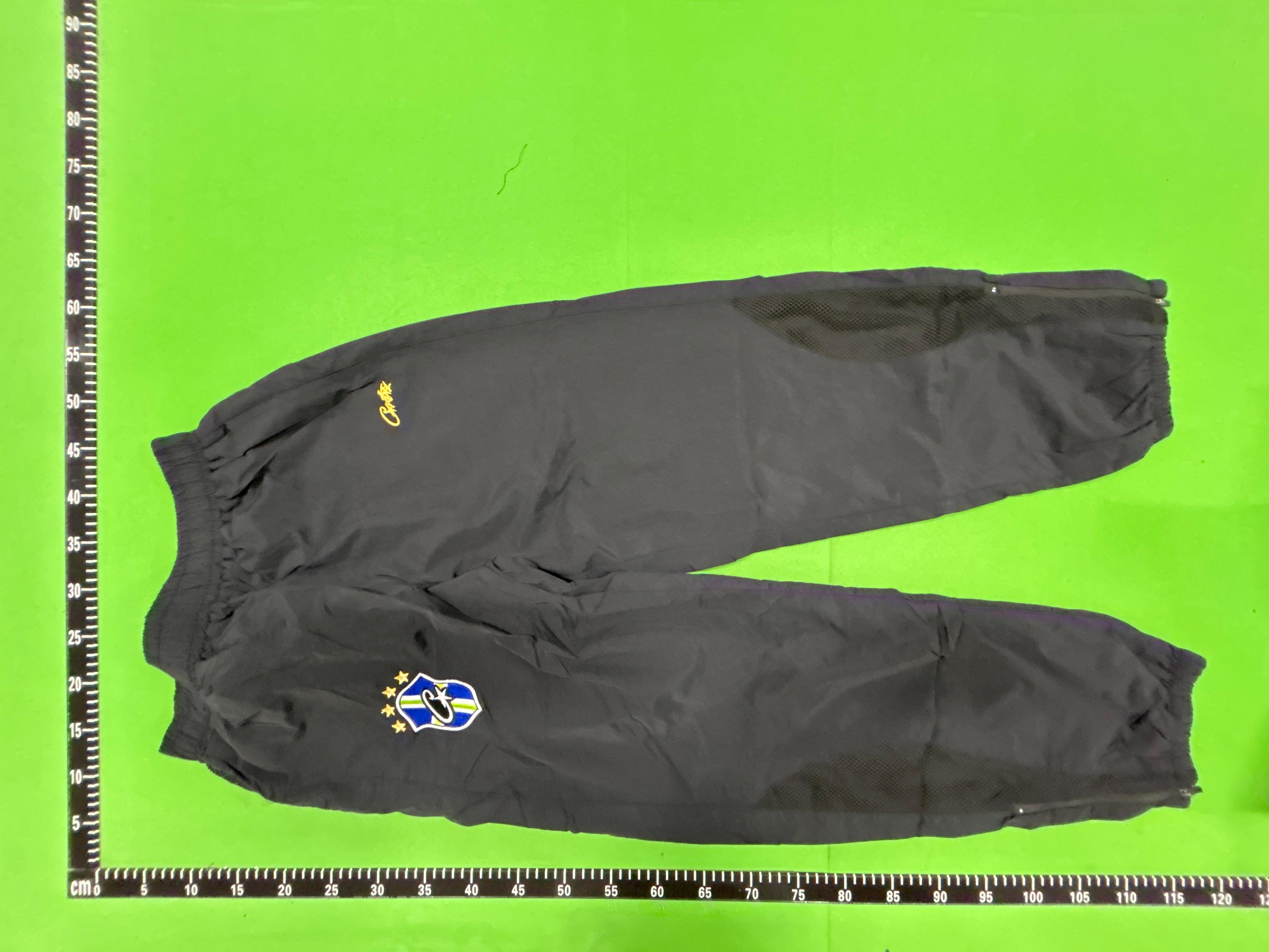 Foto QC 4 de Corteiz Brasil Olympic Shuku Pants Black