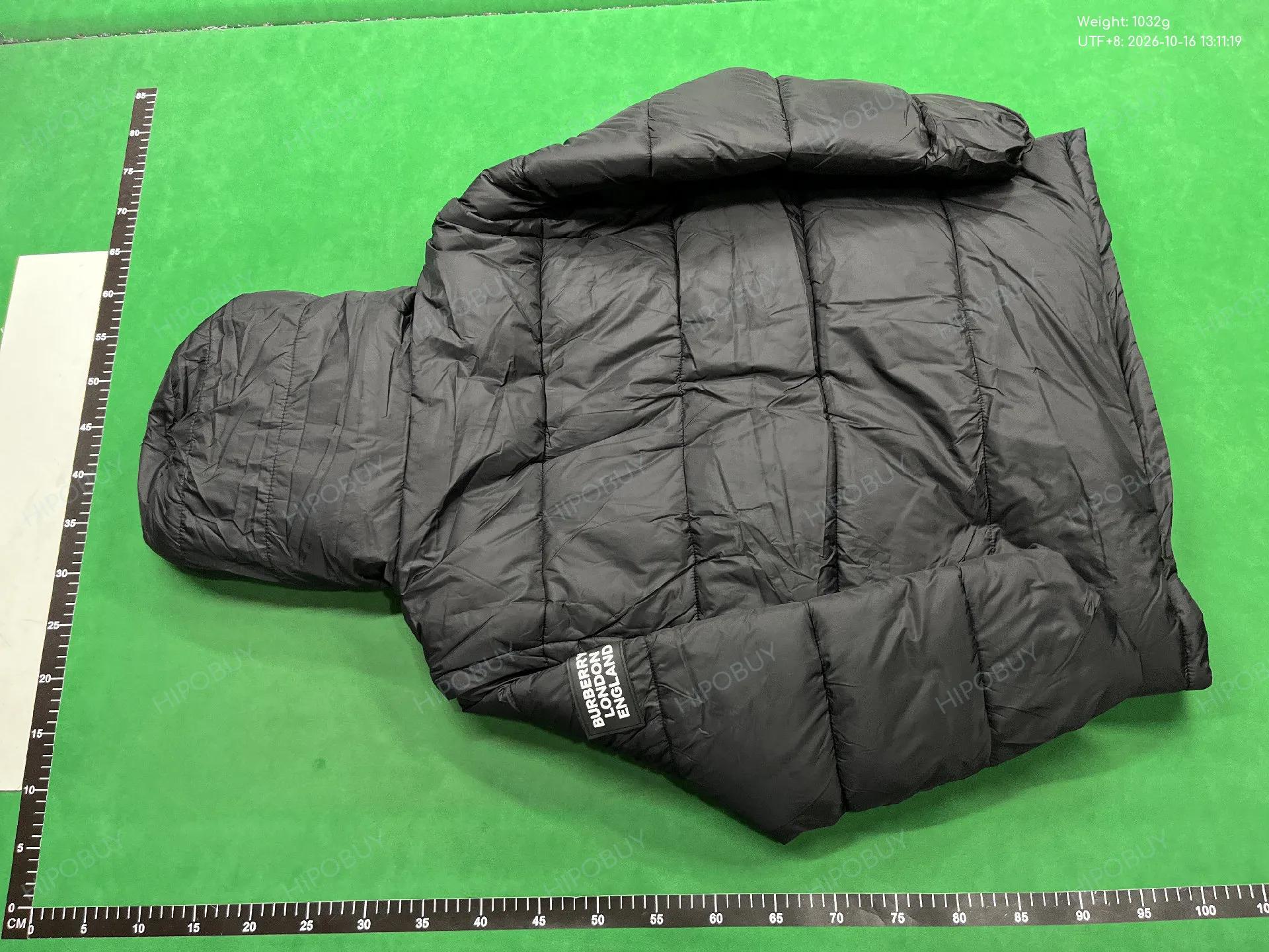 Foto QC 3 de Burberry Lockwell Puffer Jacket Detachable Sleeve Down Black