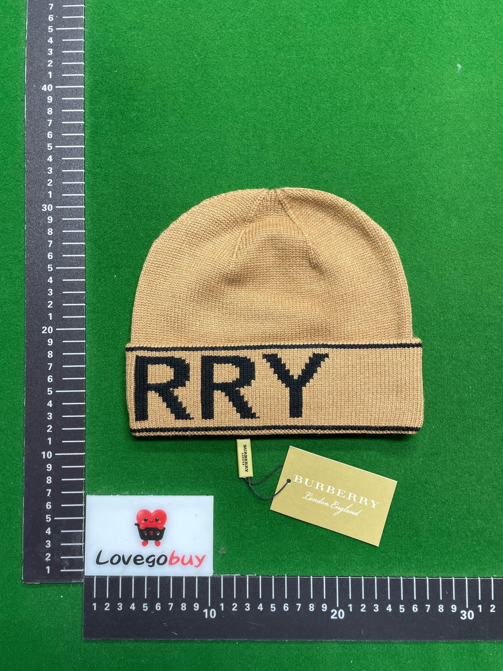 Foto QC 2 de Burberry Logo Beanie Camel