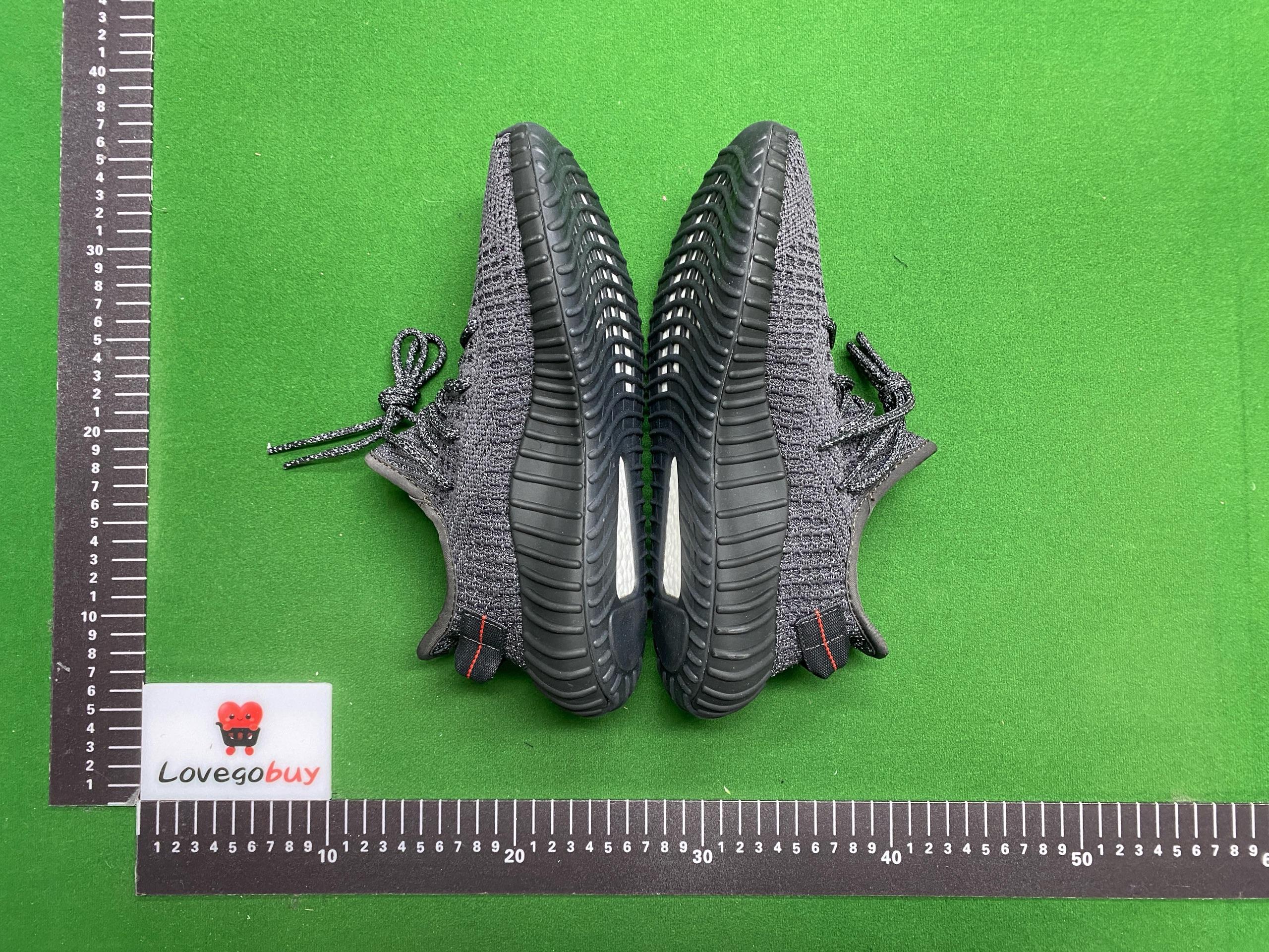Foto QC 7 de adidas Yeezy Boost 350 V2 Yecheil