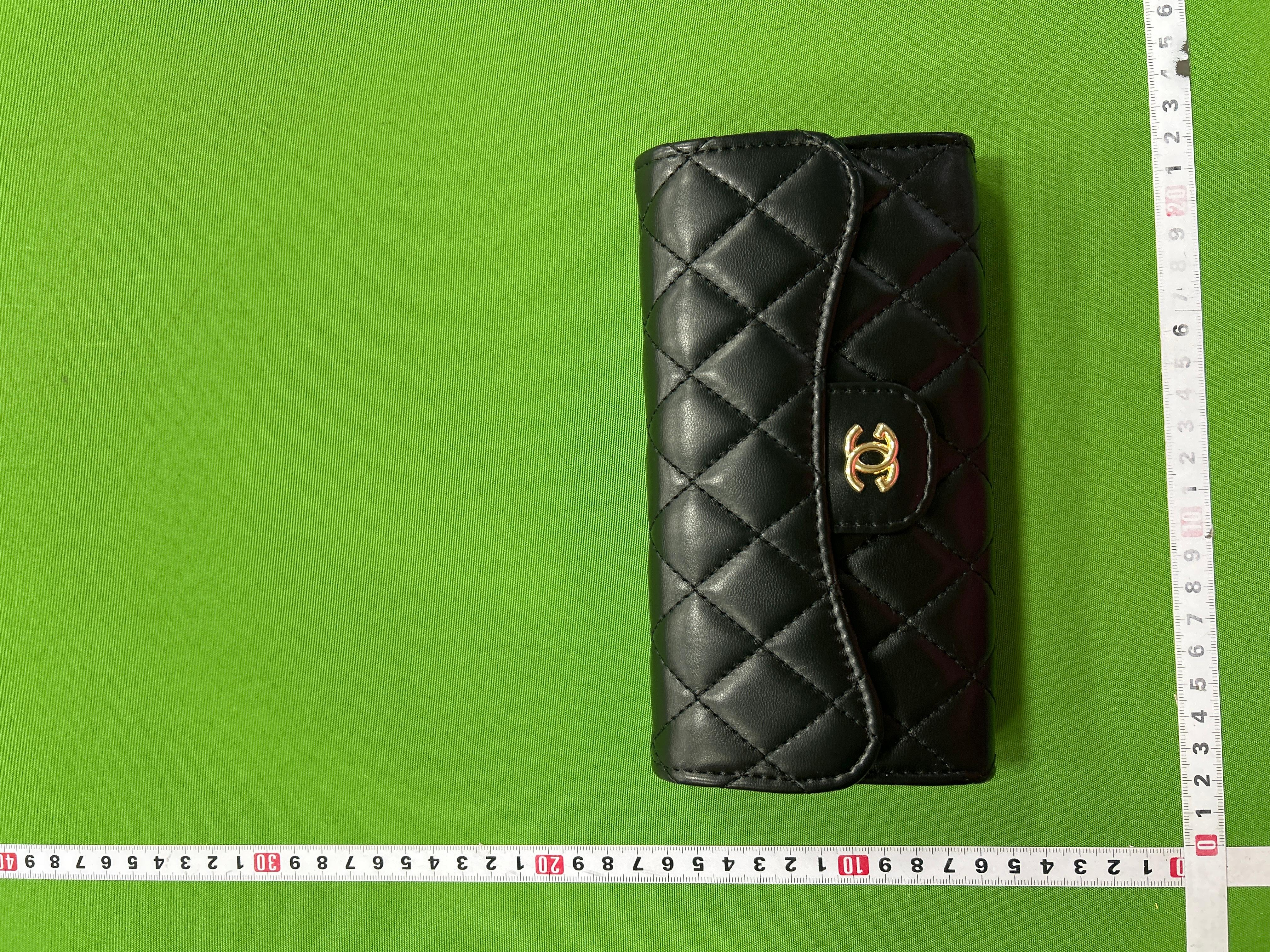Foto QC 1 de Chanel Wallet On Chain Quilted Lambskin Black