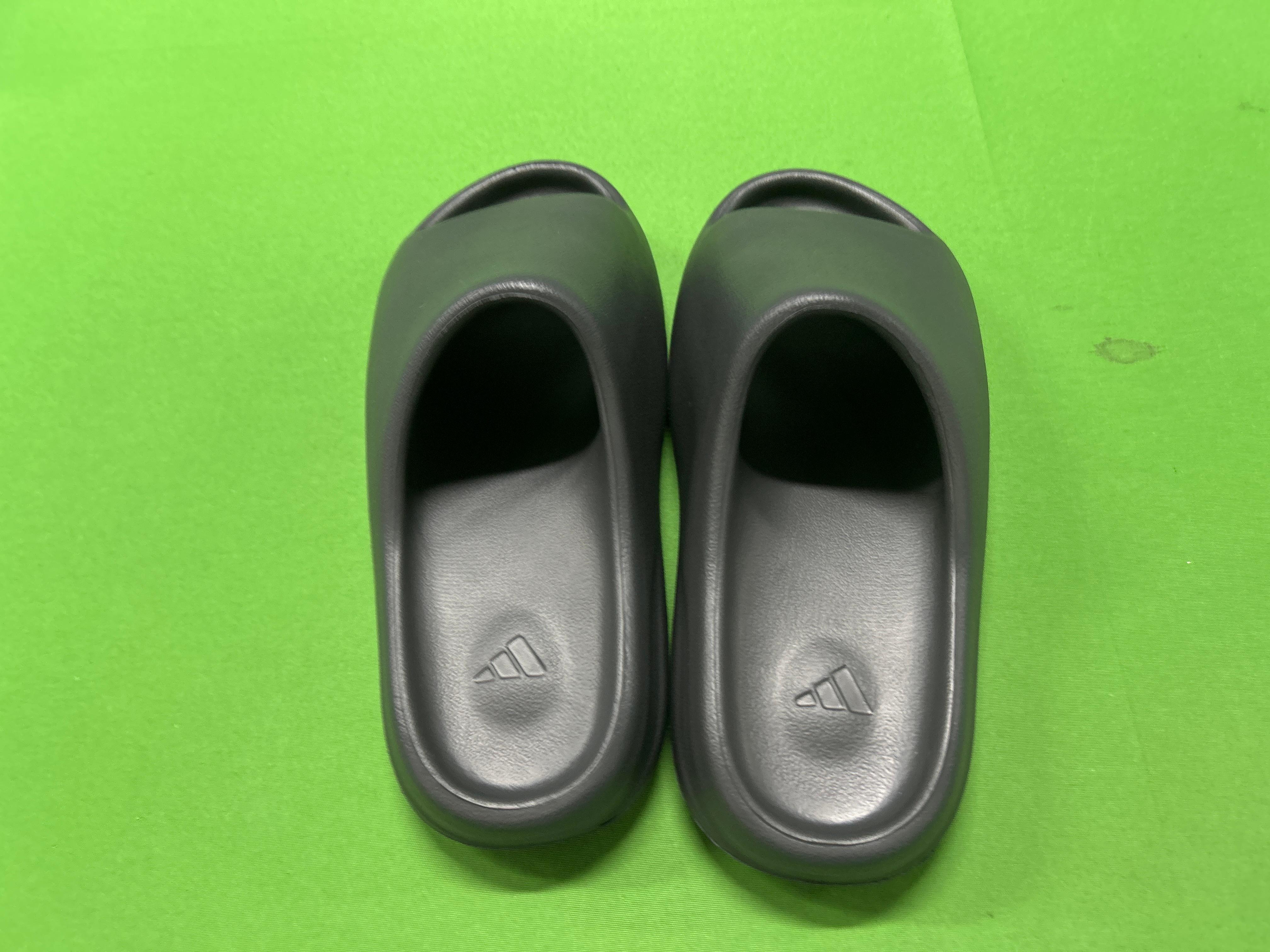 Foto QC 7 de adidas Yeezy Slide EVA Desert Sand FV8425
