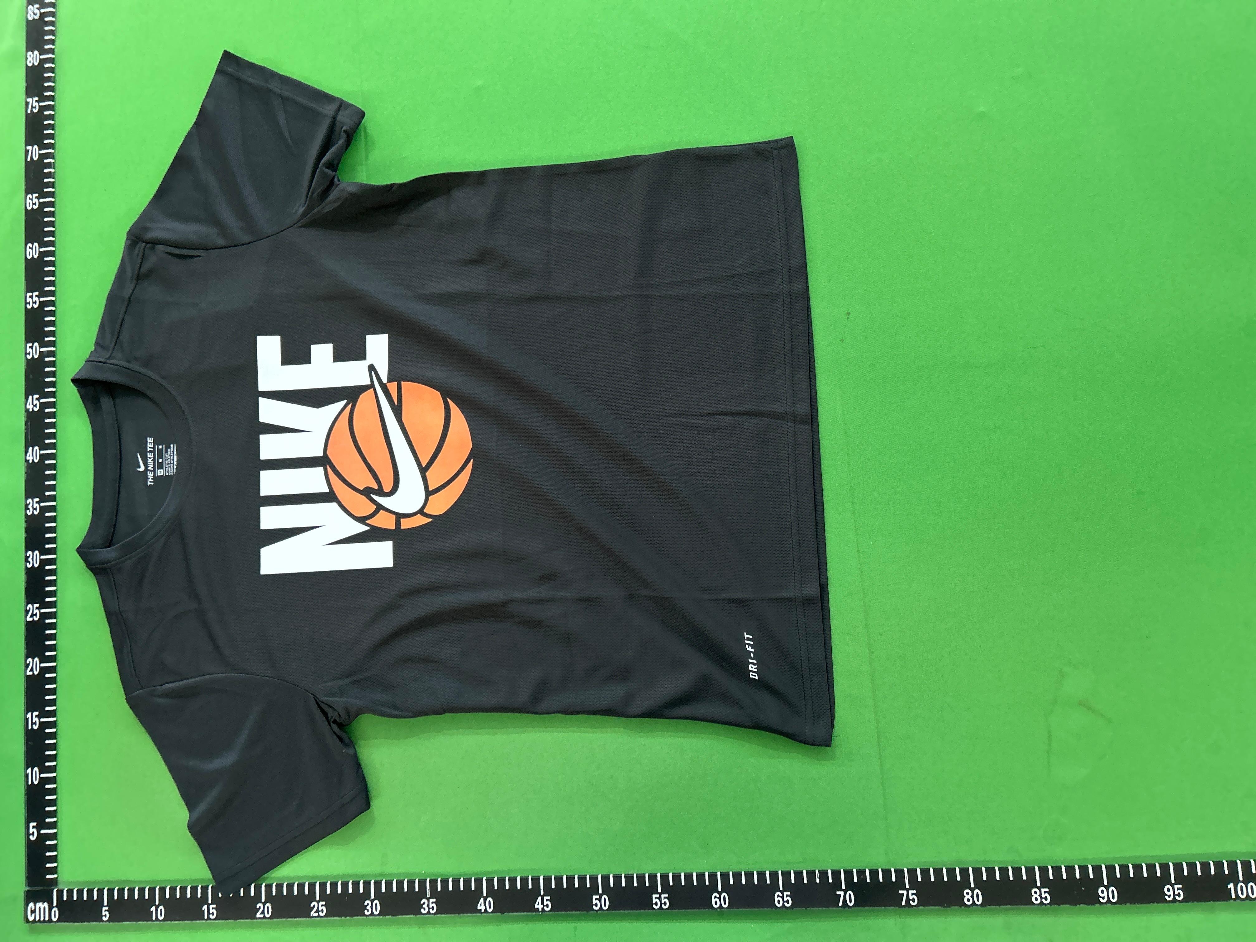 Foto QC 4 de Nike Dri-FIT T-shirt Basketball Graphic Black