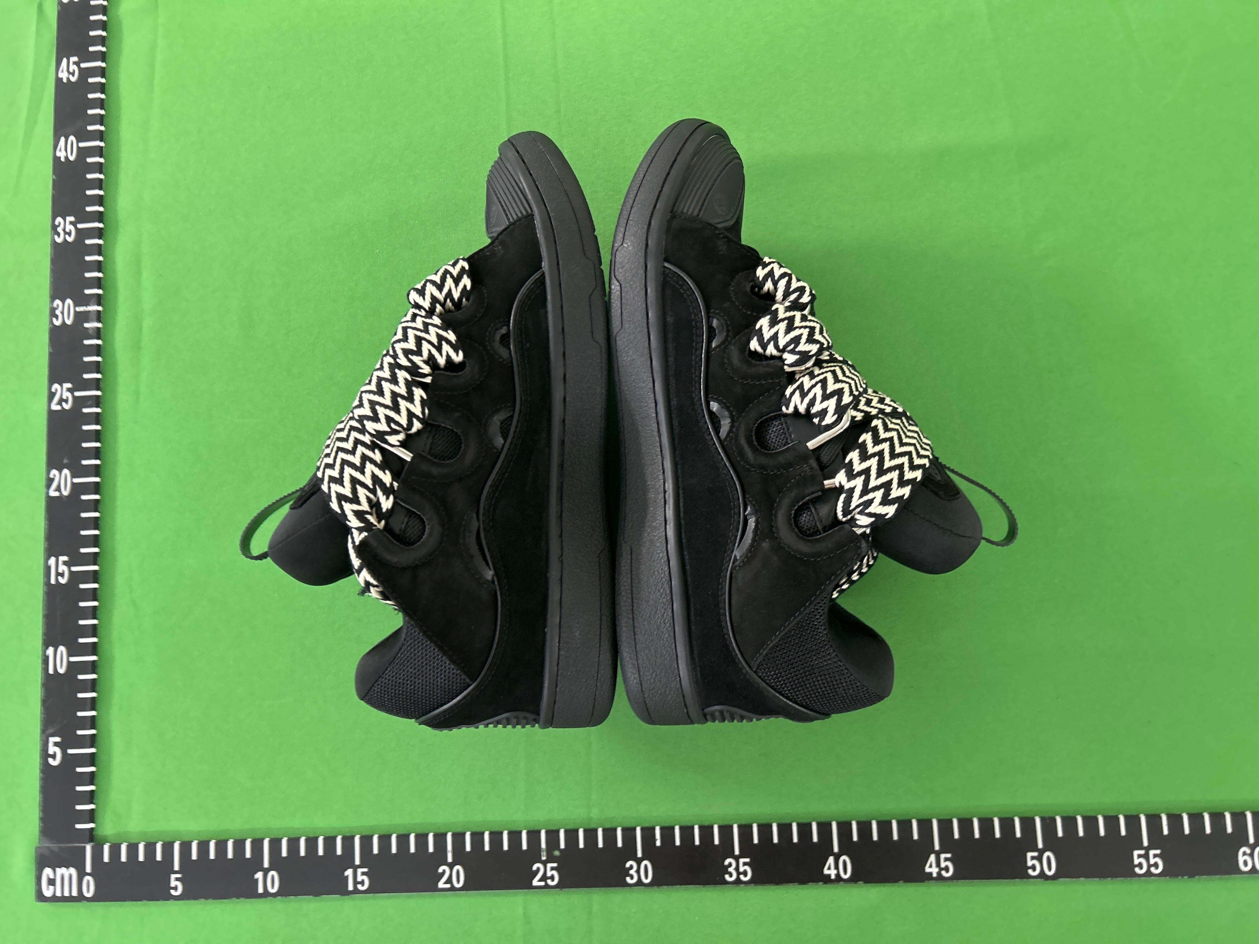Foto QC 4 de Lanvin Curb Low Black White Grey
