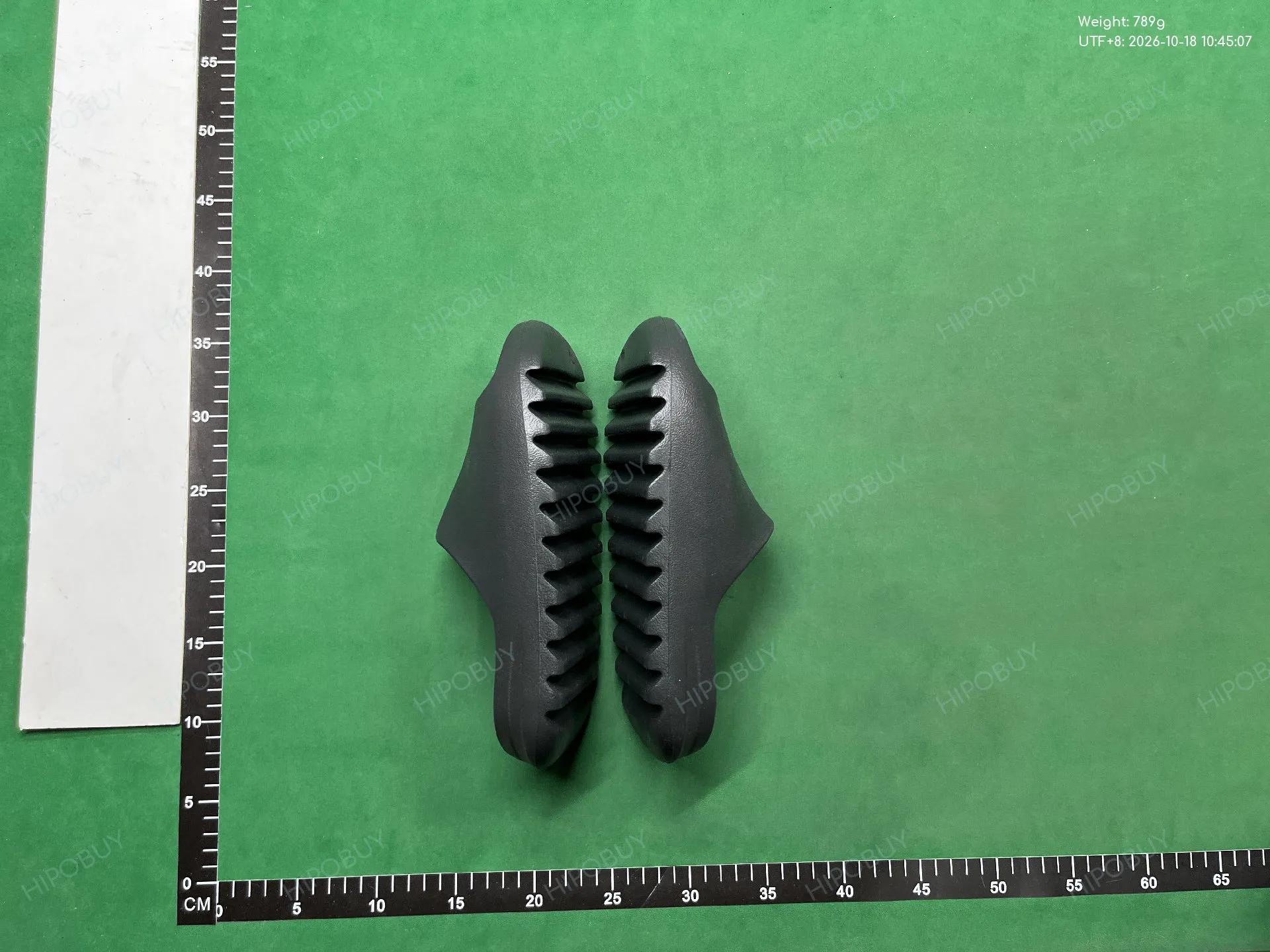 Foto QC 4 de Yeezy Foam RNR Onyx HP8739