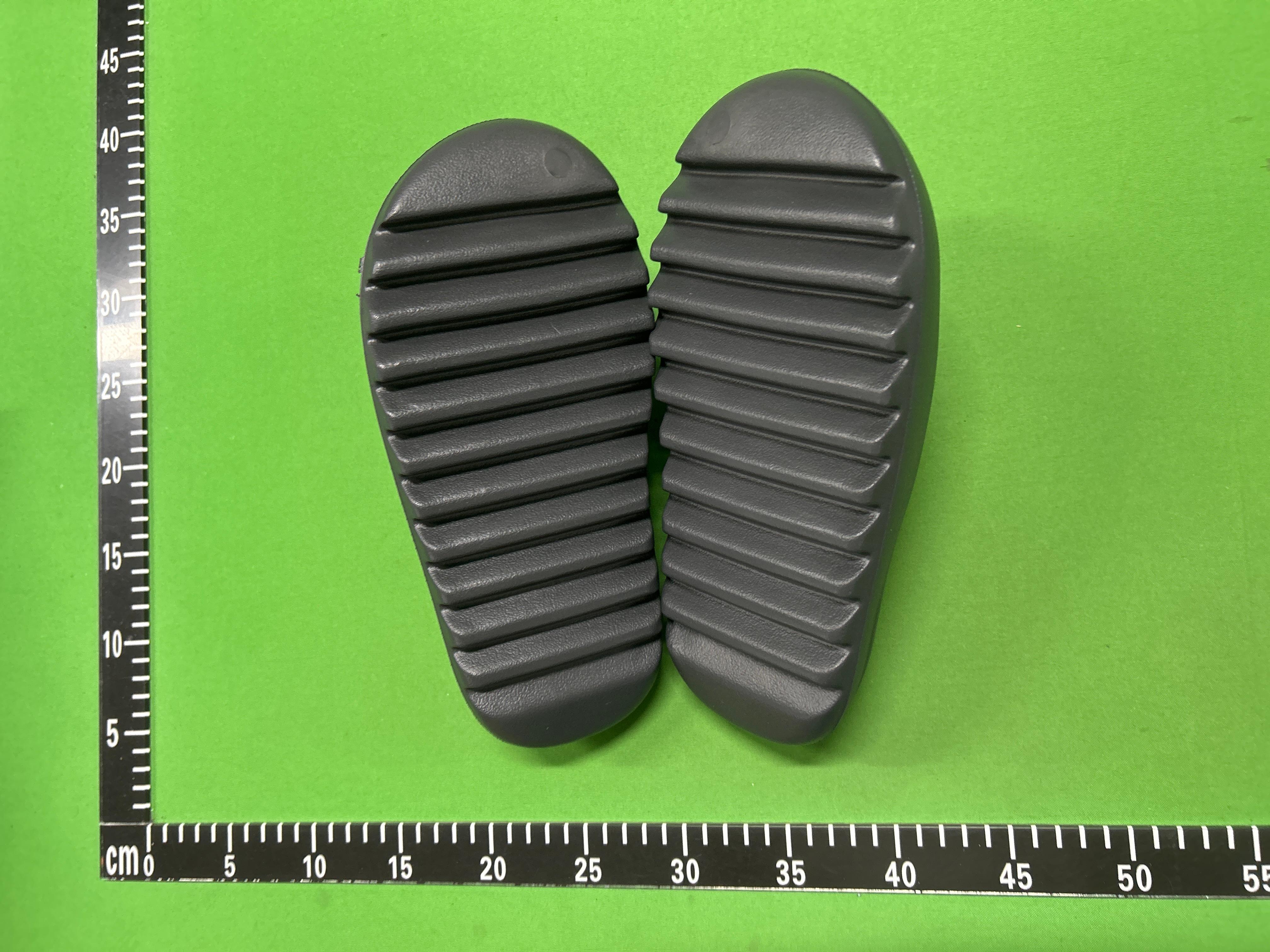 Foto QC 3 de adidas Yeezy Slide EVA Desert Sand FV8425