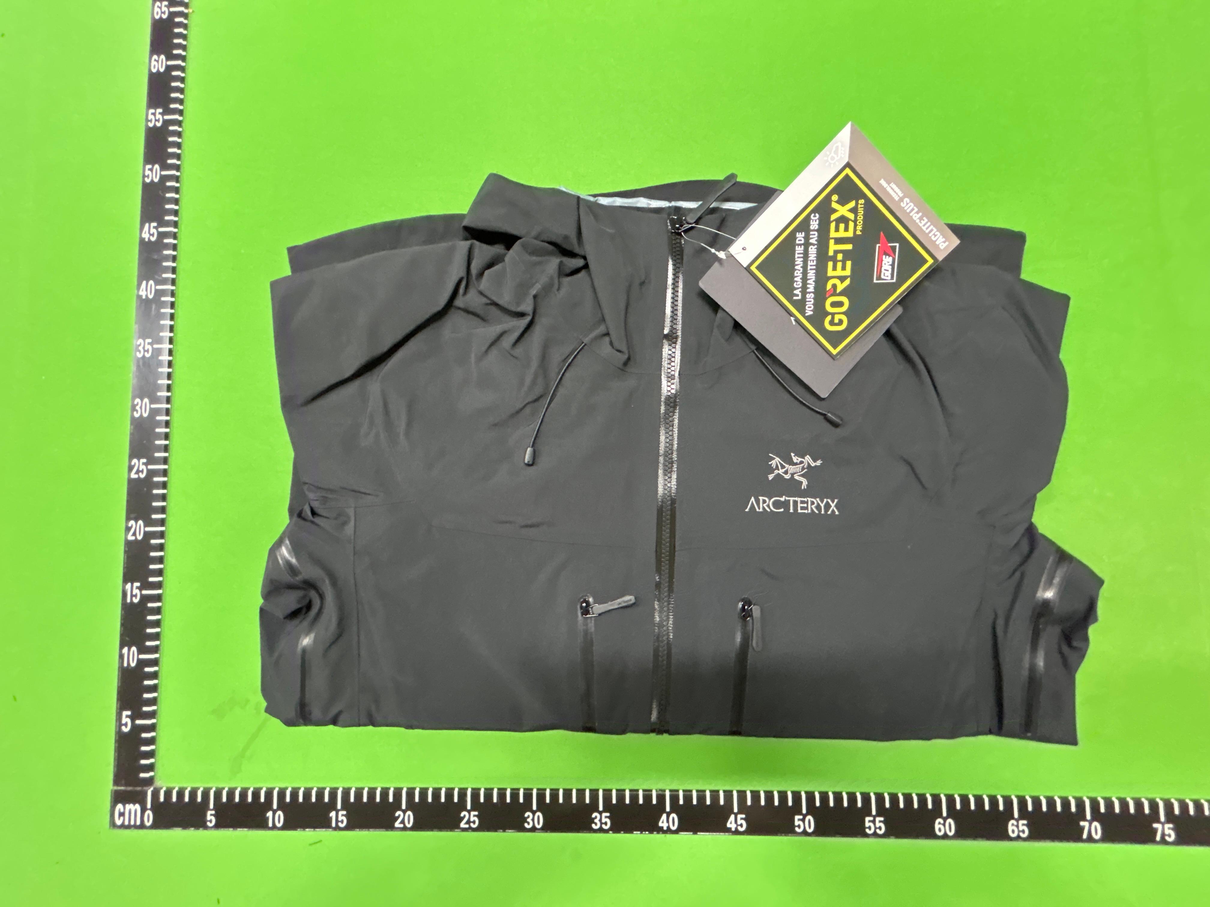 Foto QC 6 de Arcteryx Gore-Tex Jacket Yellow