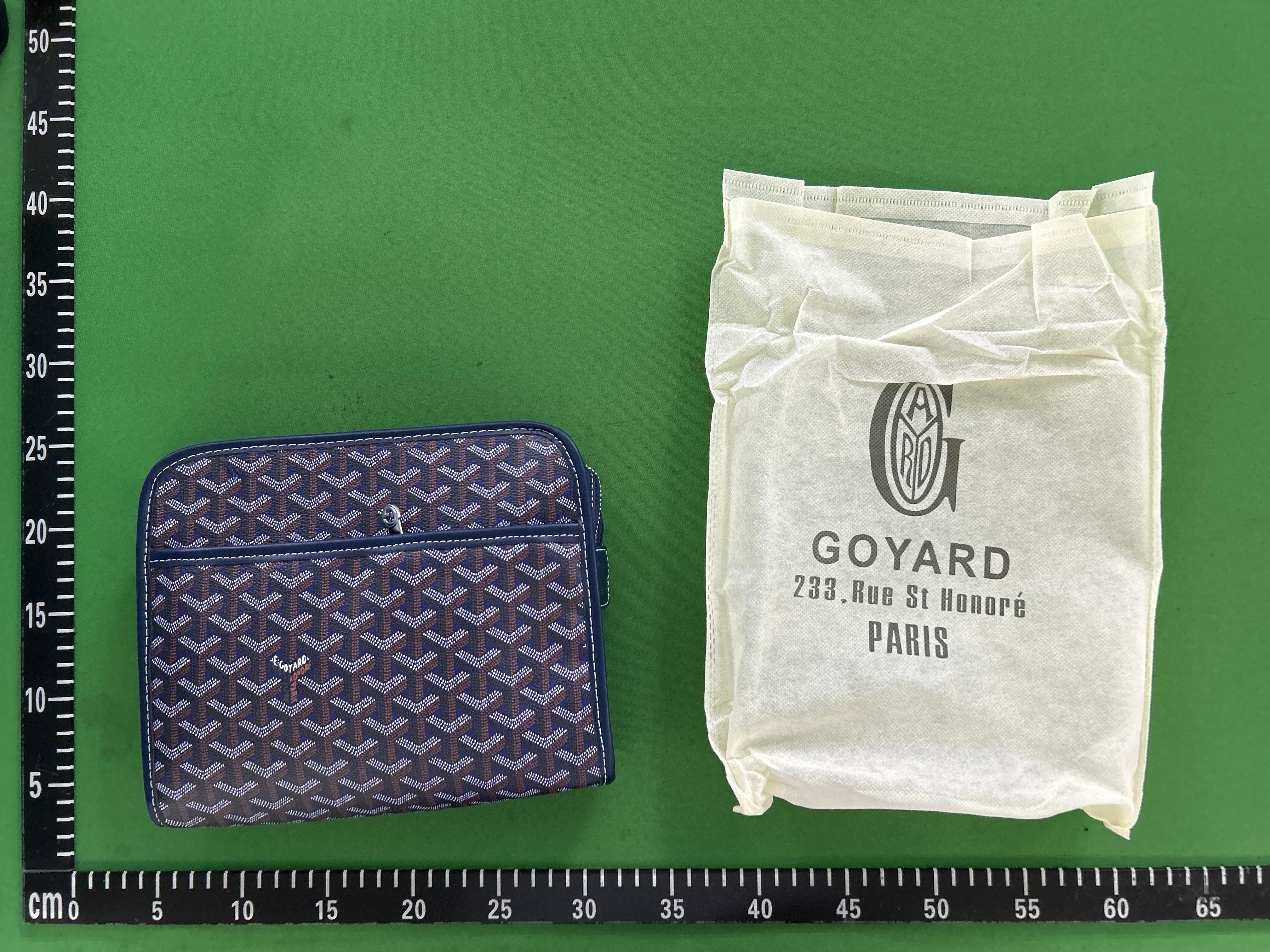 Foto QC 2 de Goyard Jouvence Toiletry Bag MM Black/Tan Goyardine Canvas