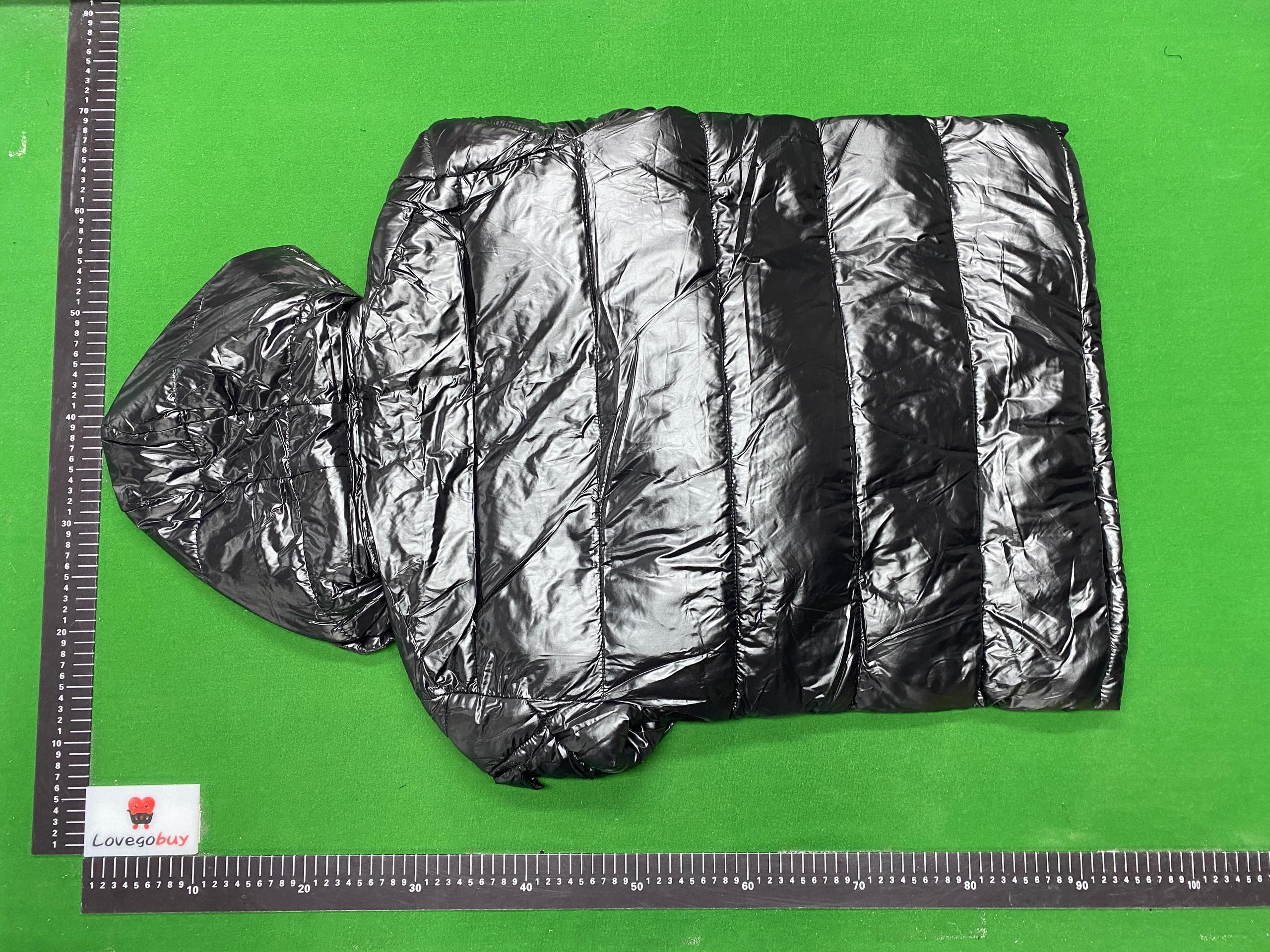 Foto QC 2 de Moncler Maya Puffer Vest Hooded Glossy White
