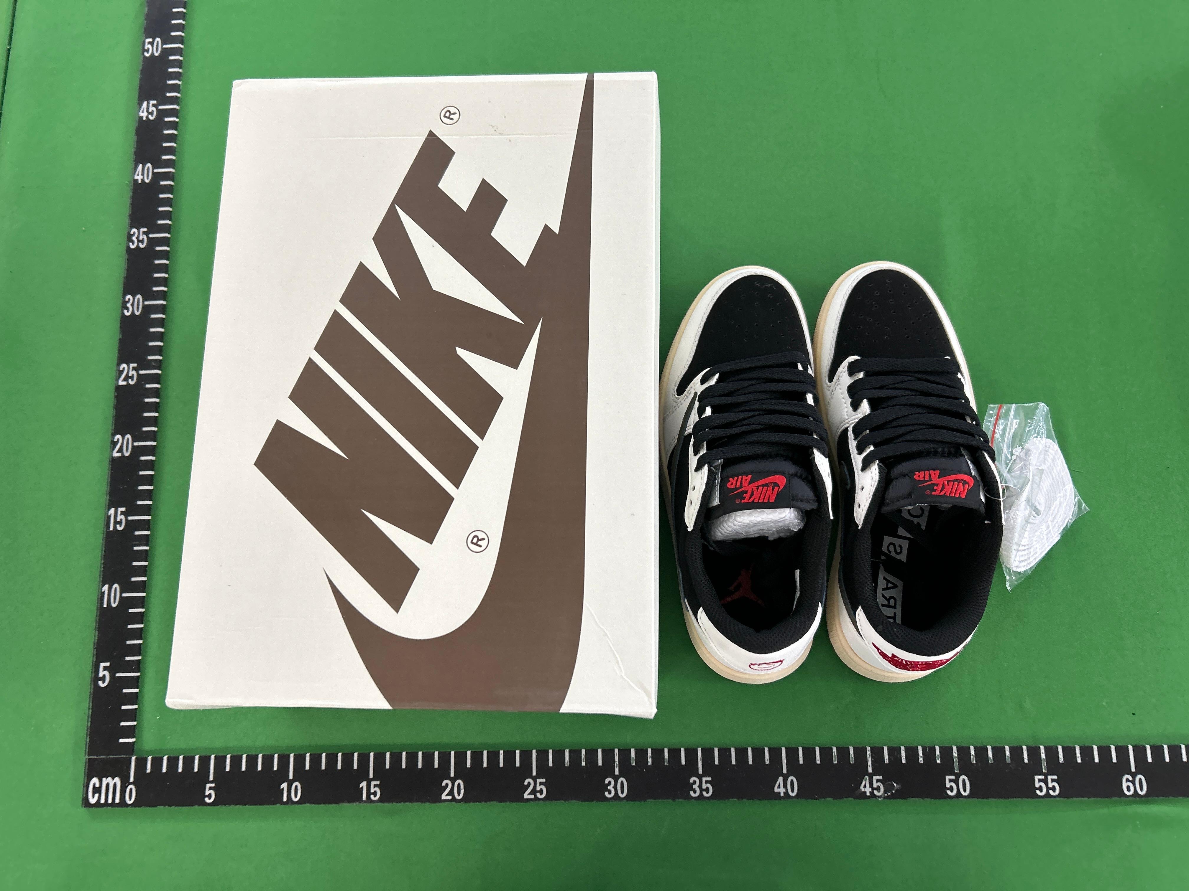 Foto QC 6 de Jordan 1 Retro Low OG SP Travis Scott Black Phantom DM7866-001