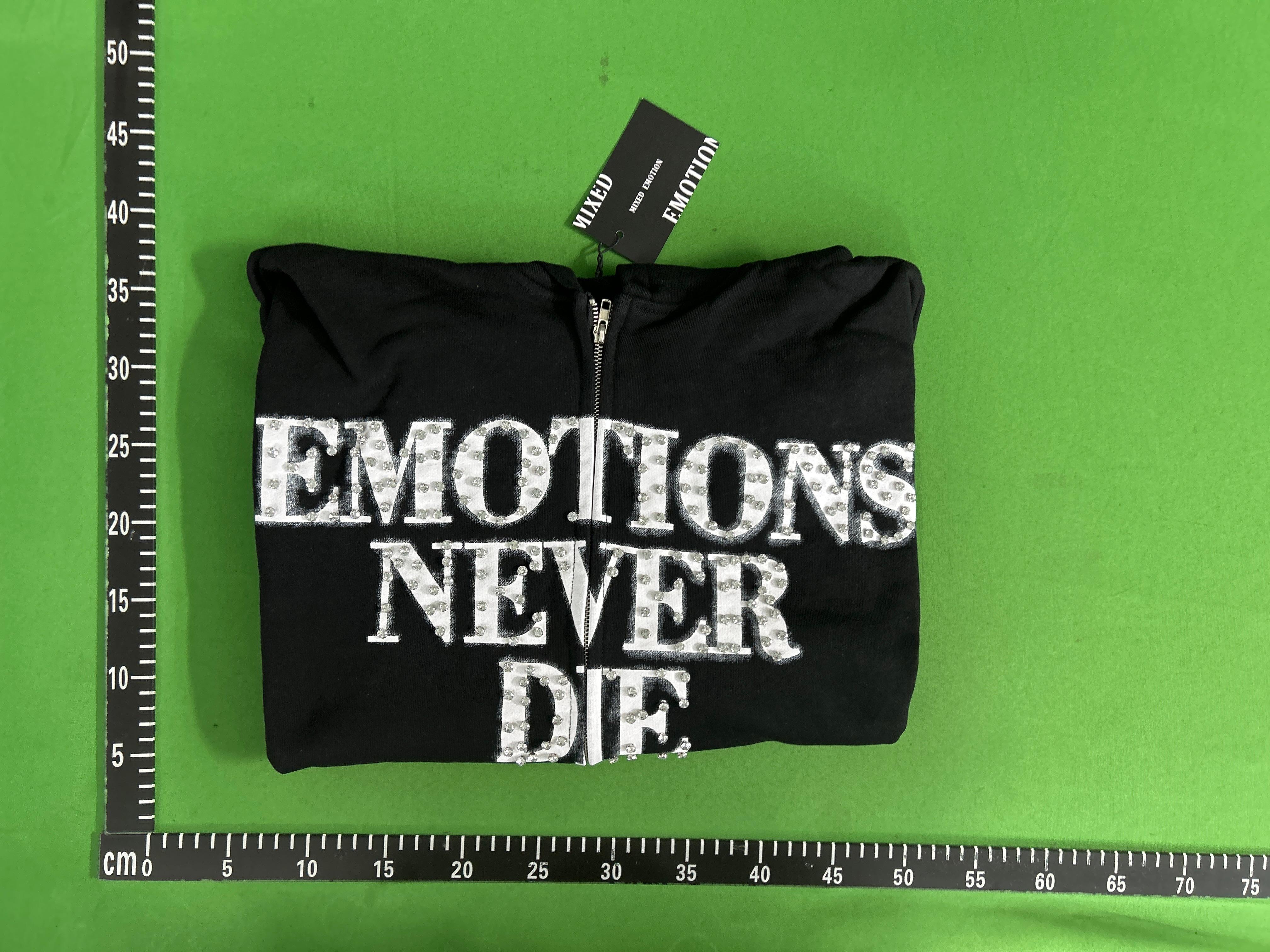 Foto QC 5 de Mixed Emotion Jacket Rhinestone Gothic Logo Black