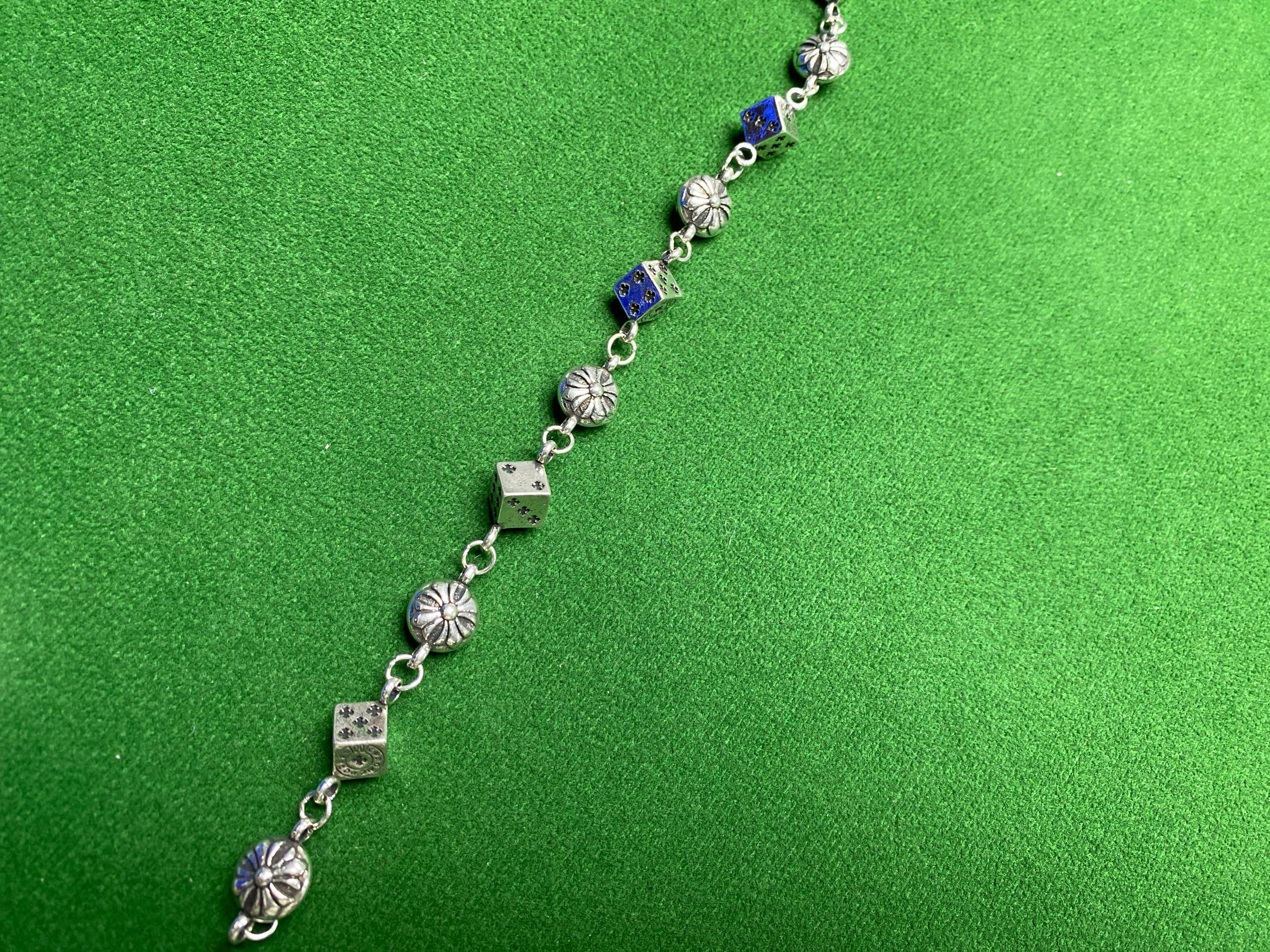 Foto QC 2 de Chrome Hearts Cross Necklace Silver